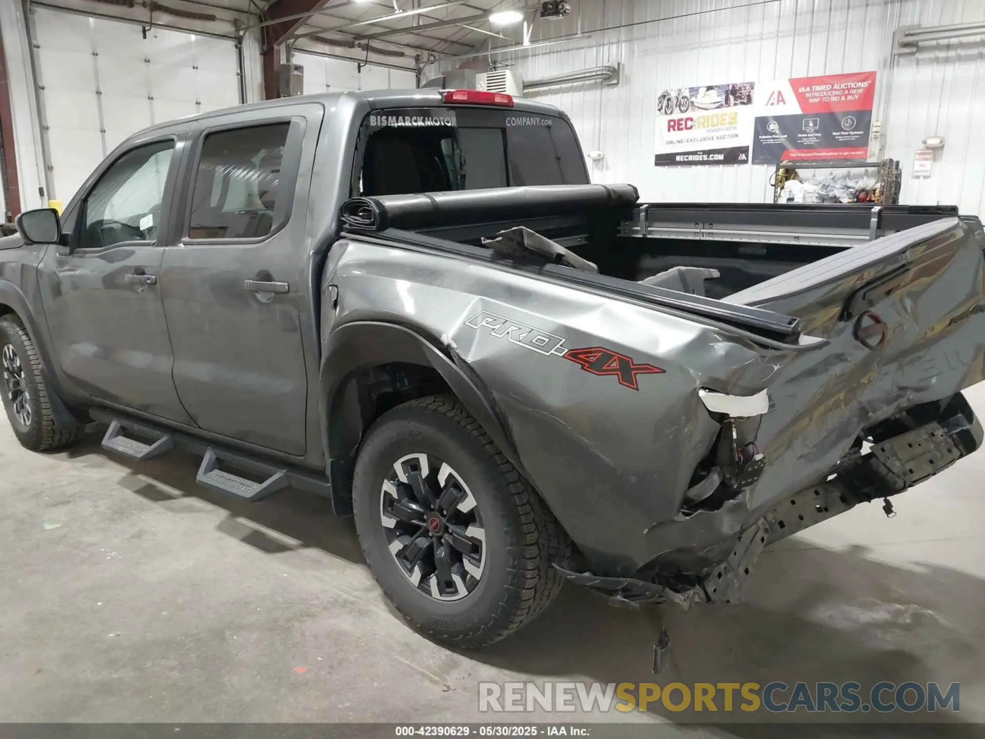 3 Photograph of a damaged car 1N6ED1EK0RN672311 NISSAN FRONTIER 2024