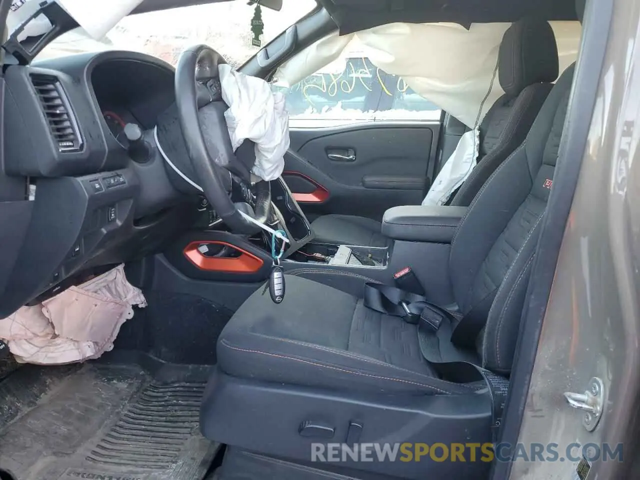 7 Photograph of a damaged car 1N6ED1EK2RN605631 NISSAN FRONTIER 2024