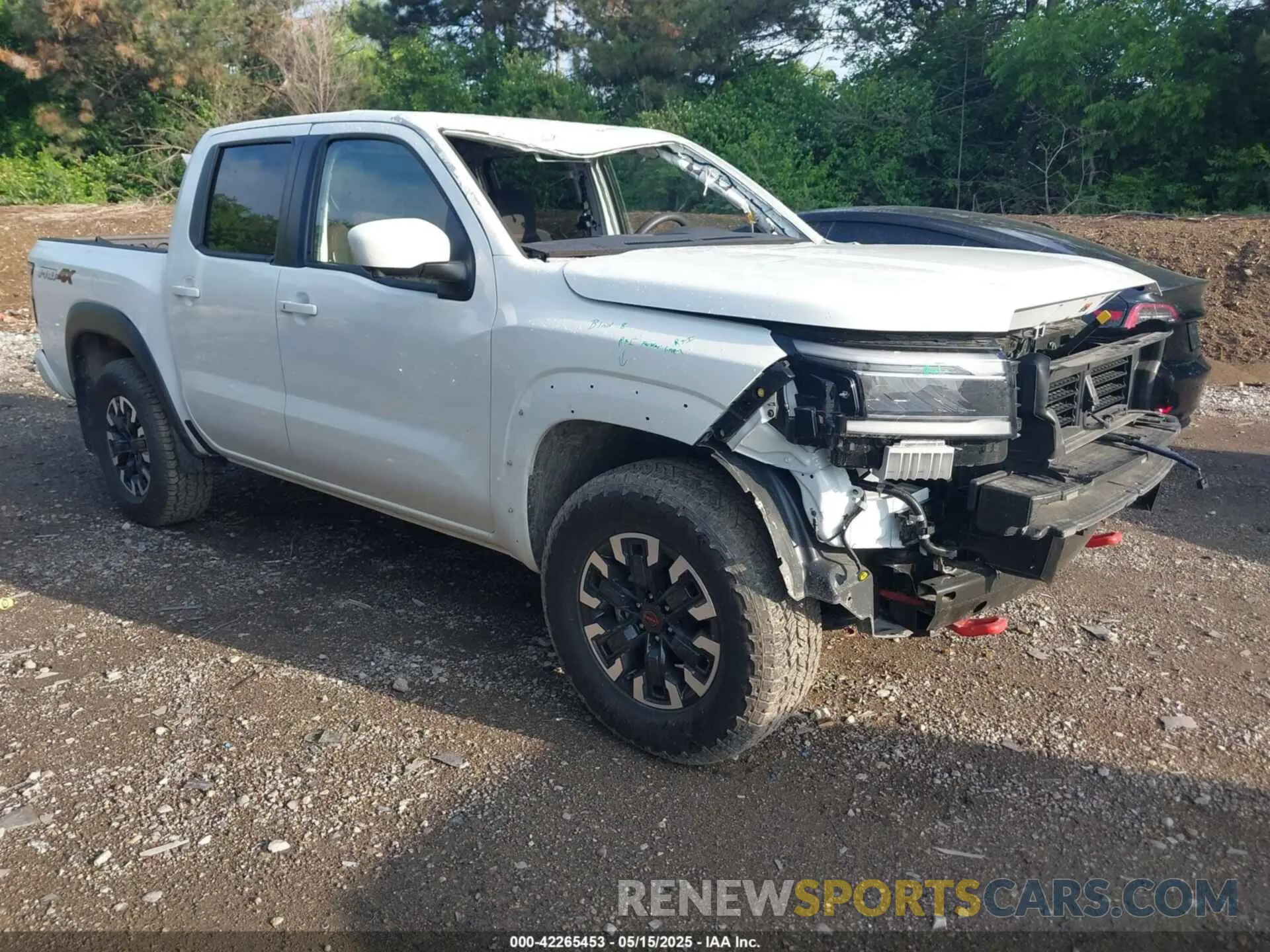 1 Photograph of a damaged car 1N6ED1EK2RN656501 NISSAN FRONTIER 2024