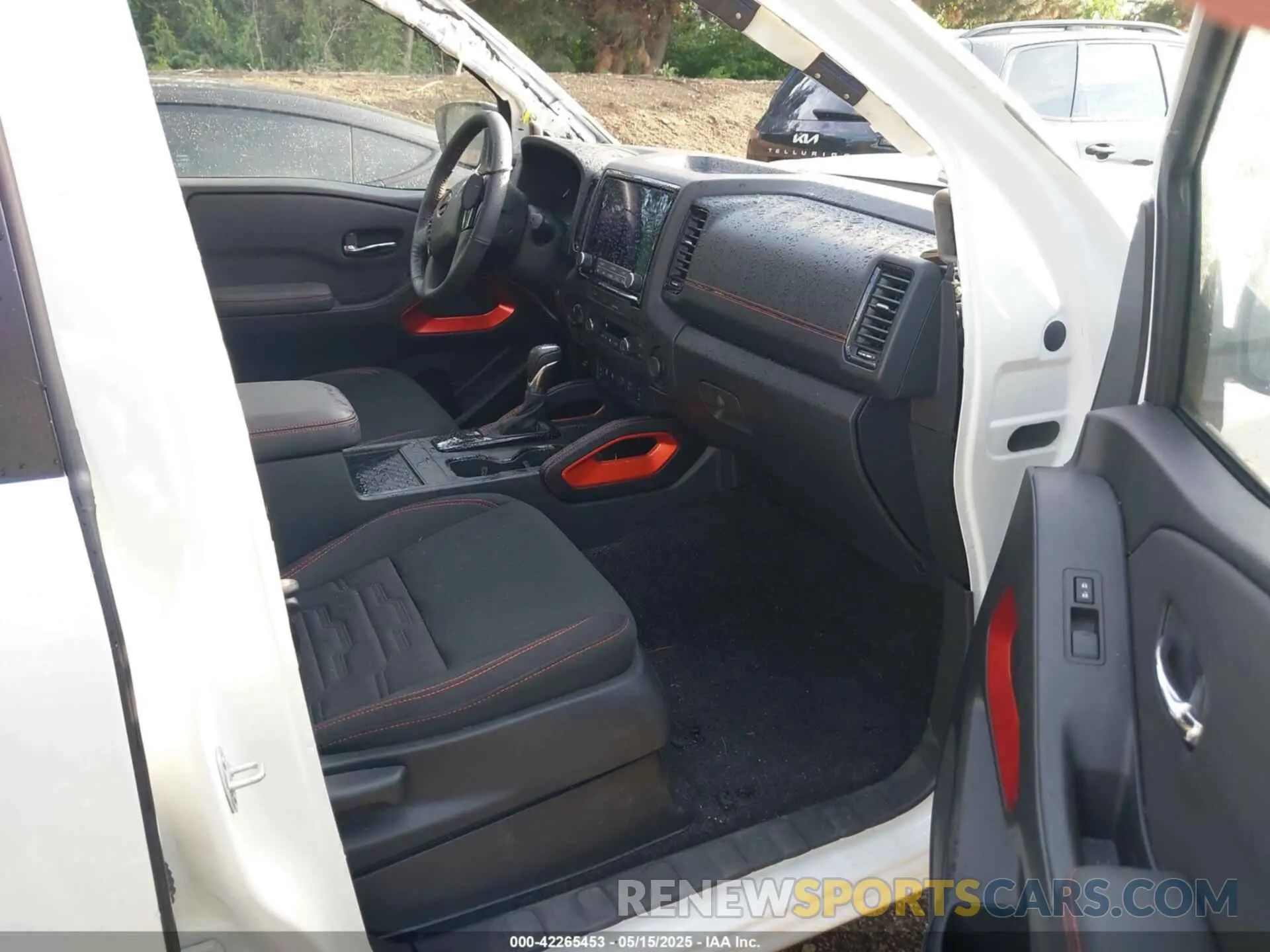 5 Photograph of a damaged car 1N6ED1EK2RN656501 NISSAN FRONTIER 2024