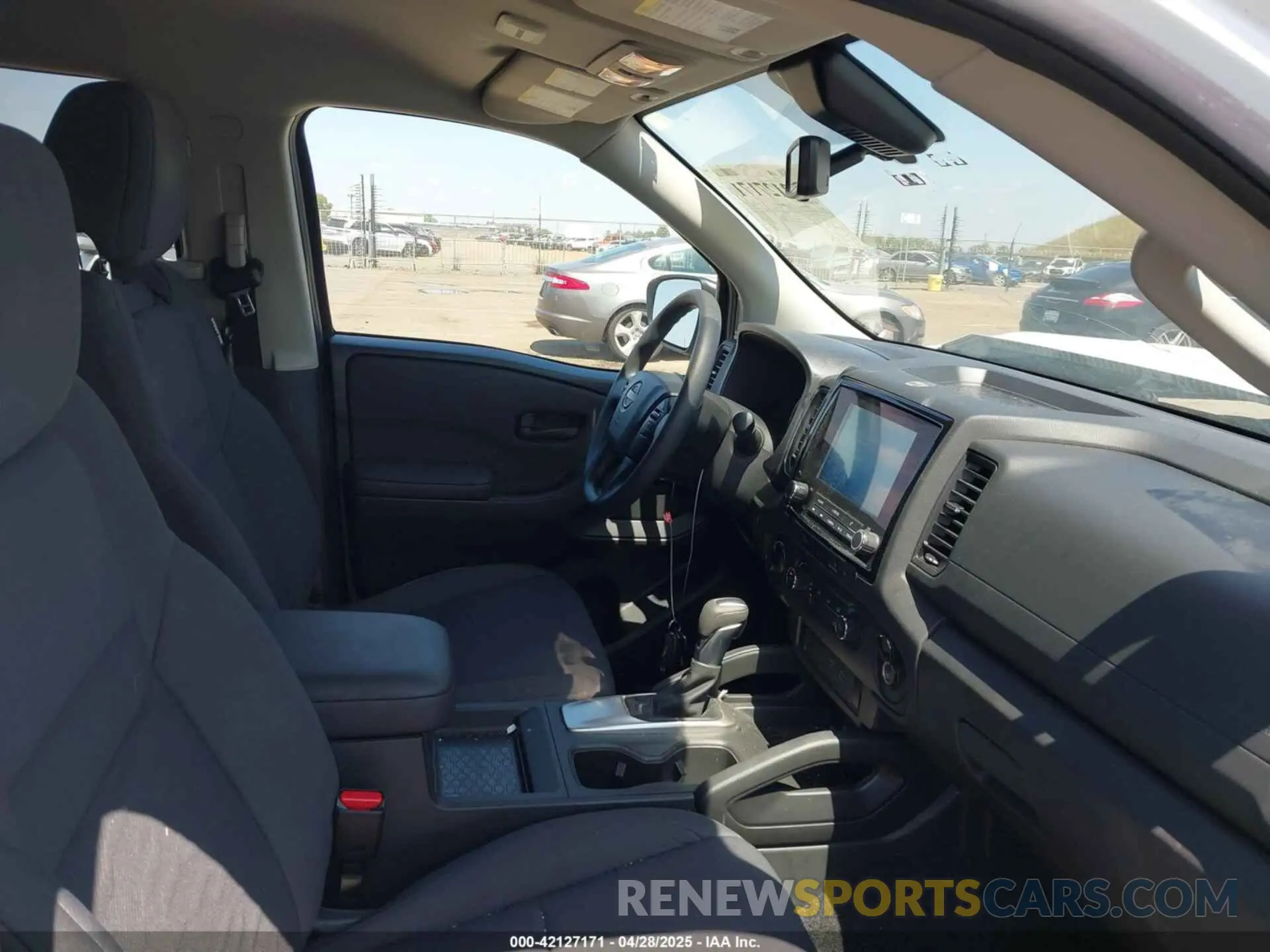 5 Photograph of a damaged car 1N6ED1EK3RN632465 NISSAN FRONTIER 2024