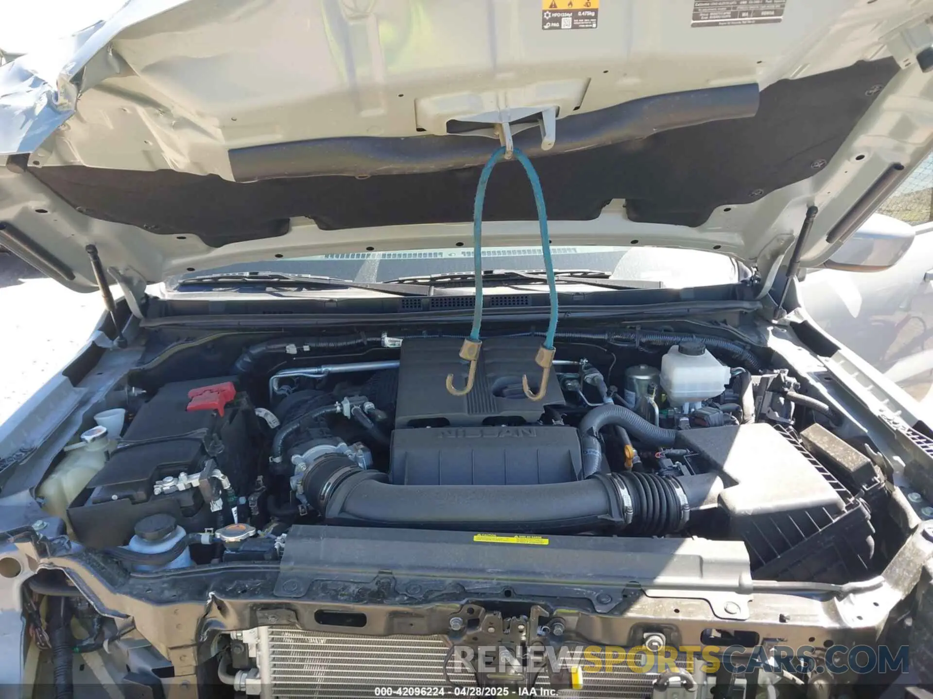 10 Photograph of a damaged car 1N6ED1EK8RN668698 NISSAN FRONTIER 2024