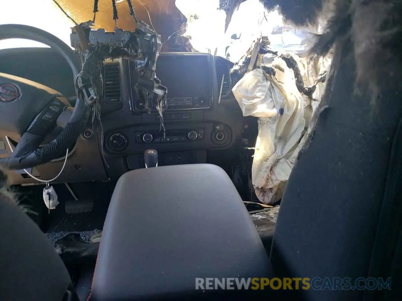 8 Photograph of a damaged car 1N6ED1EKXRN670579 NISSAN FRONTIER 2024
