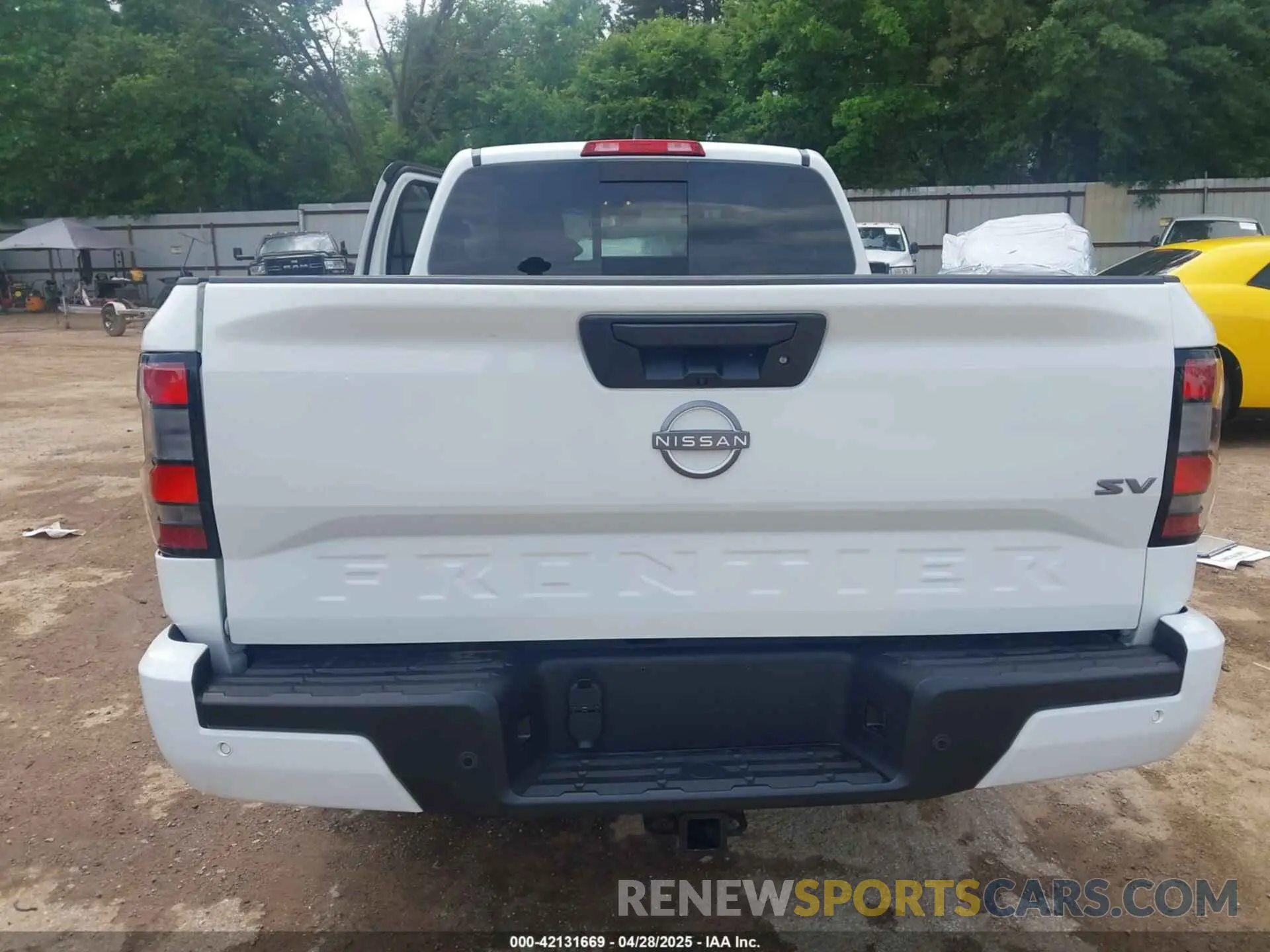 16 Photograph of a damaged car 1N6ED1FJ5RN659866 NISSAN FRONTIER 2024