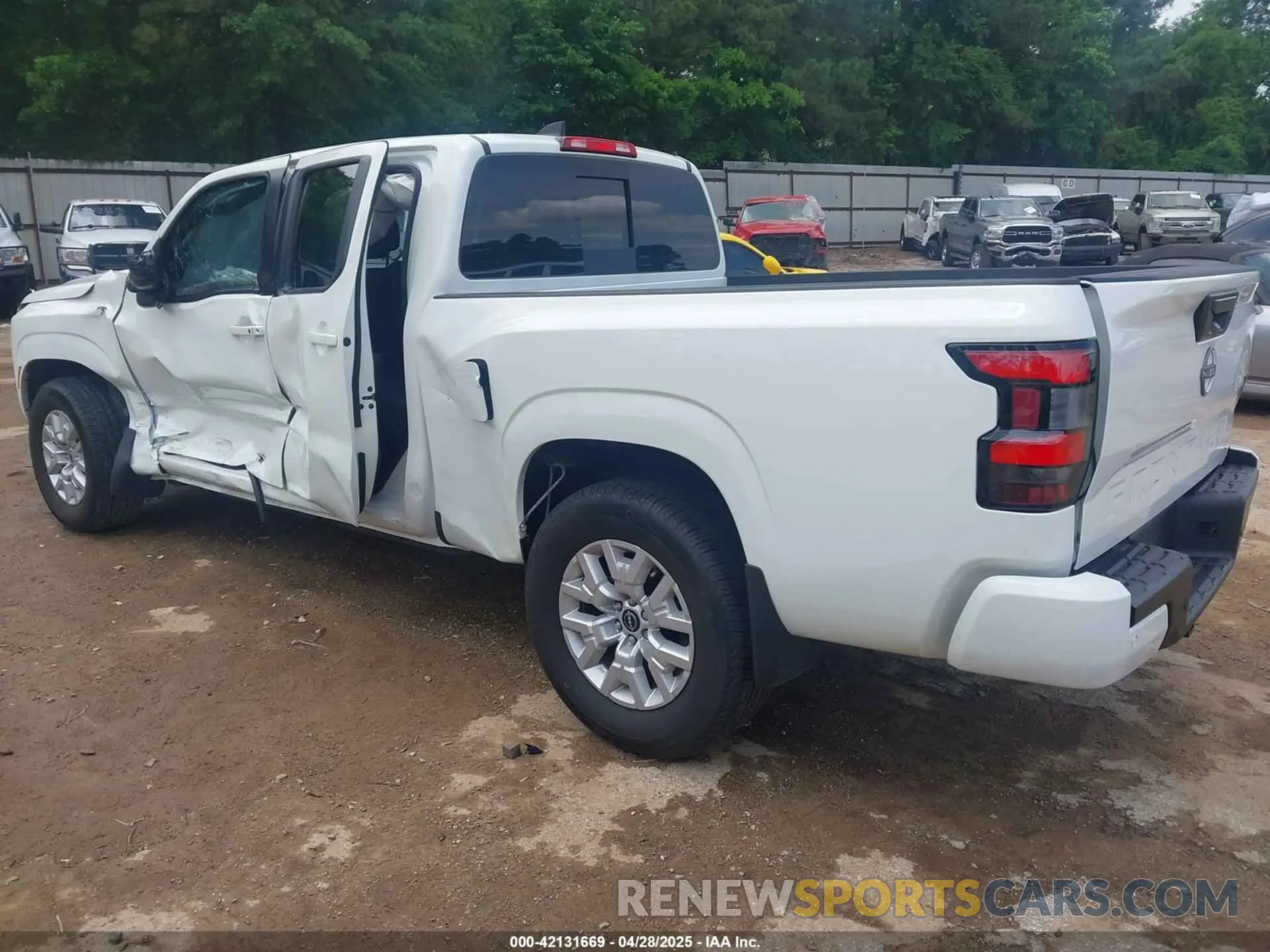 3 Photograph of a damaged car 1N6ED1FJ5RN659866 NISSAN FRONTIER 2024