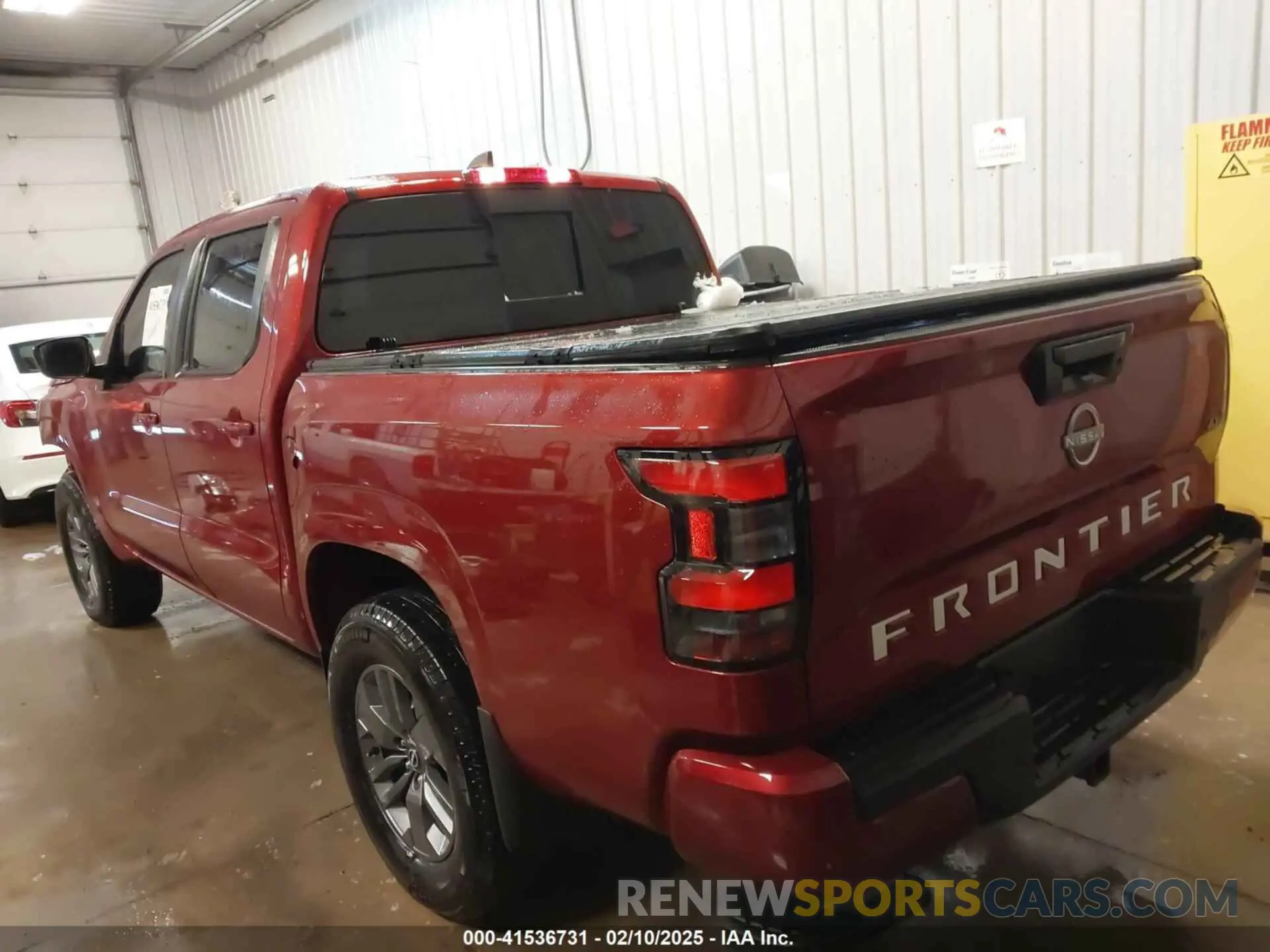 3 Фотография поврежденного автомобиля 1N6ED1EK2SN608647 NISSAN FRONTIER 2025