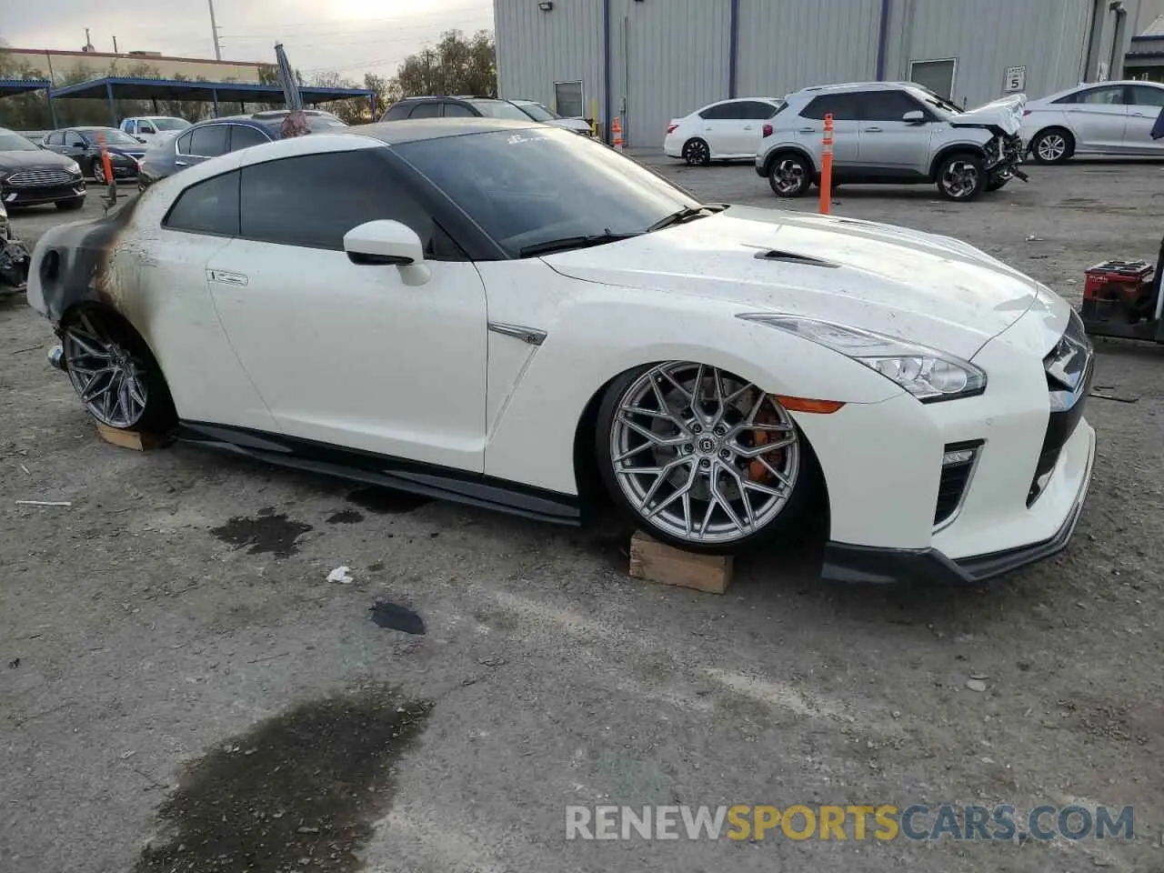 4 Фотография поврежденного автомобиля JN1AR5EF7LM100343 NISSAN GTR 2020