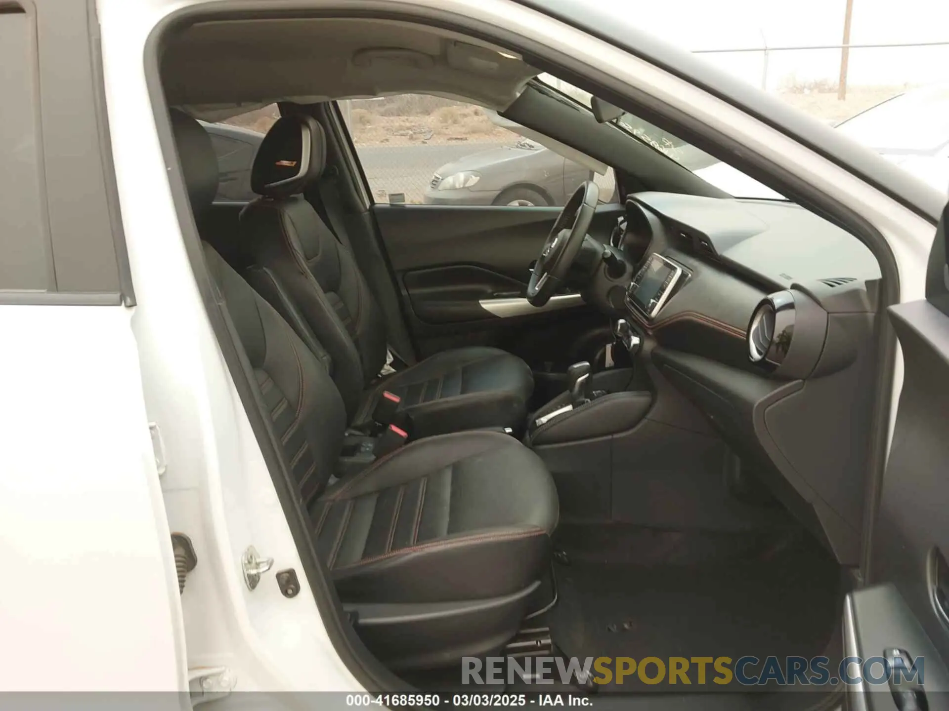 5 Photograph of a damaged car 3N1CP5CU0KL471126 NISSAN KICKS 2019
