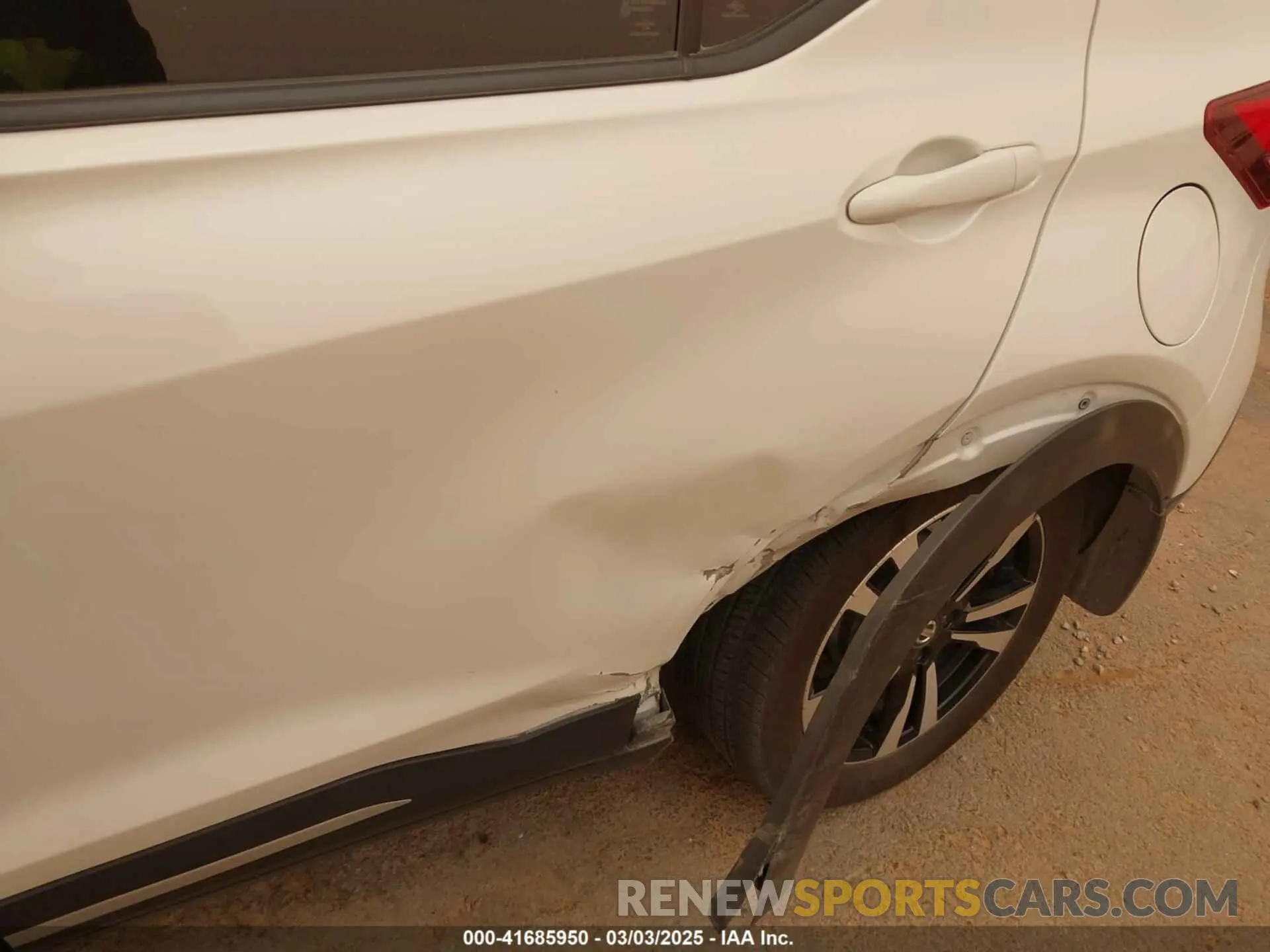 6 Photograph of a damaged car 3N1CP5CU0KL471126 NISSAN KICKS 2019