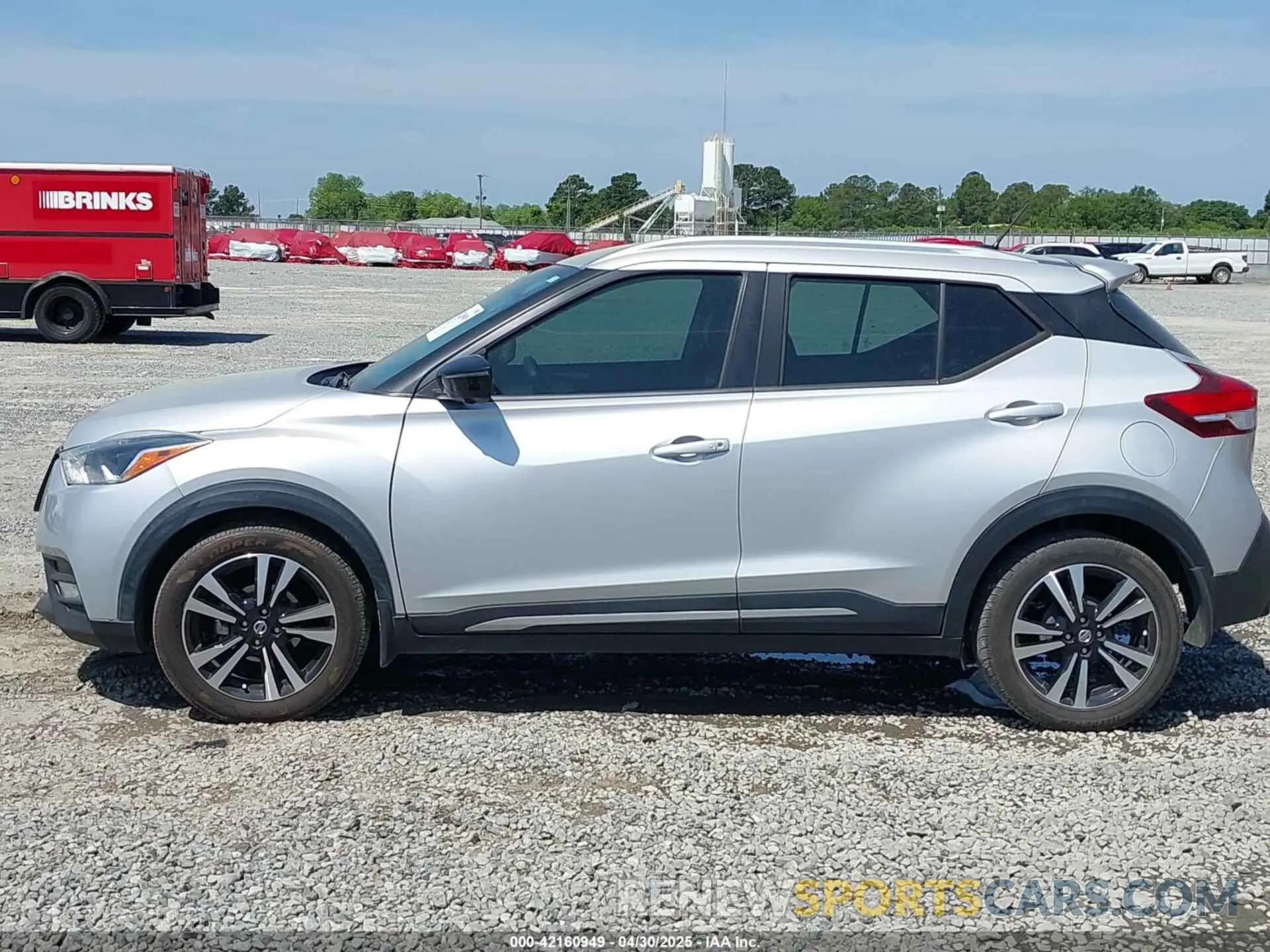 14 Фотография поврежденного автомобиля 3N1CP5CU0KL498990 NISSAN KICKS 2019