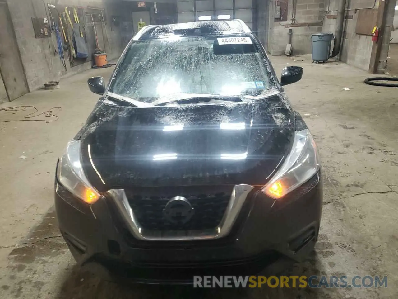 5 Фотография поврежденного автомобиля 3N1CP5CU0KL547685 NISSAN KICKS 2019
