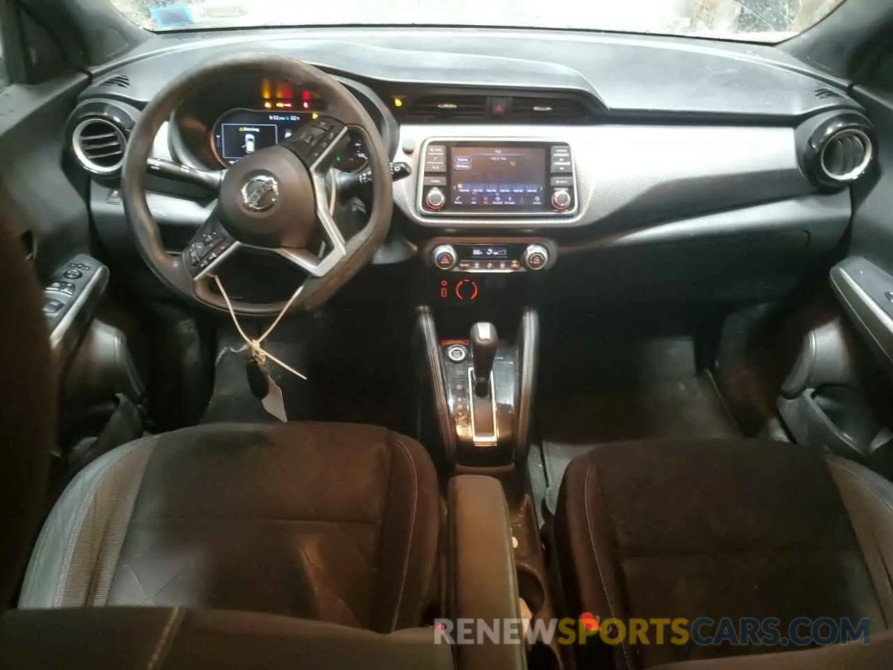 8 Фотография поврежденного автомобиля 3N1CP5CU0KL547685 NISSAN KICKS 2019