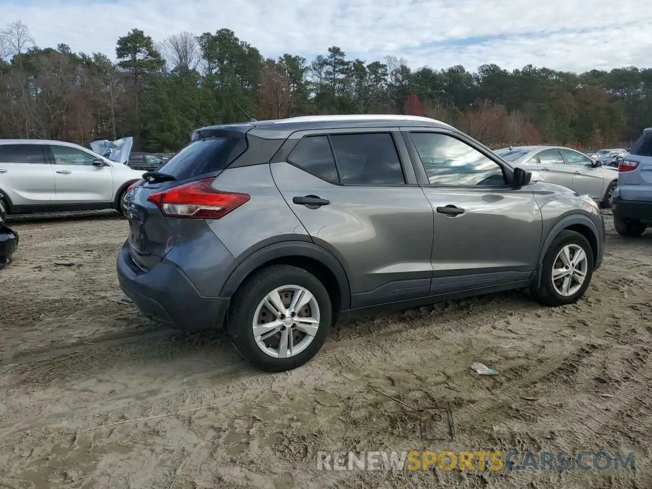 3 Фотография поврежденного автомобиля 3N1CP5CU0KL558511 NISSAN KICKS 2019