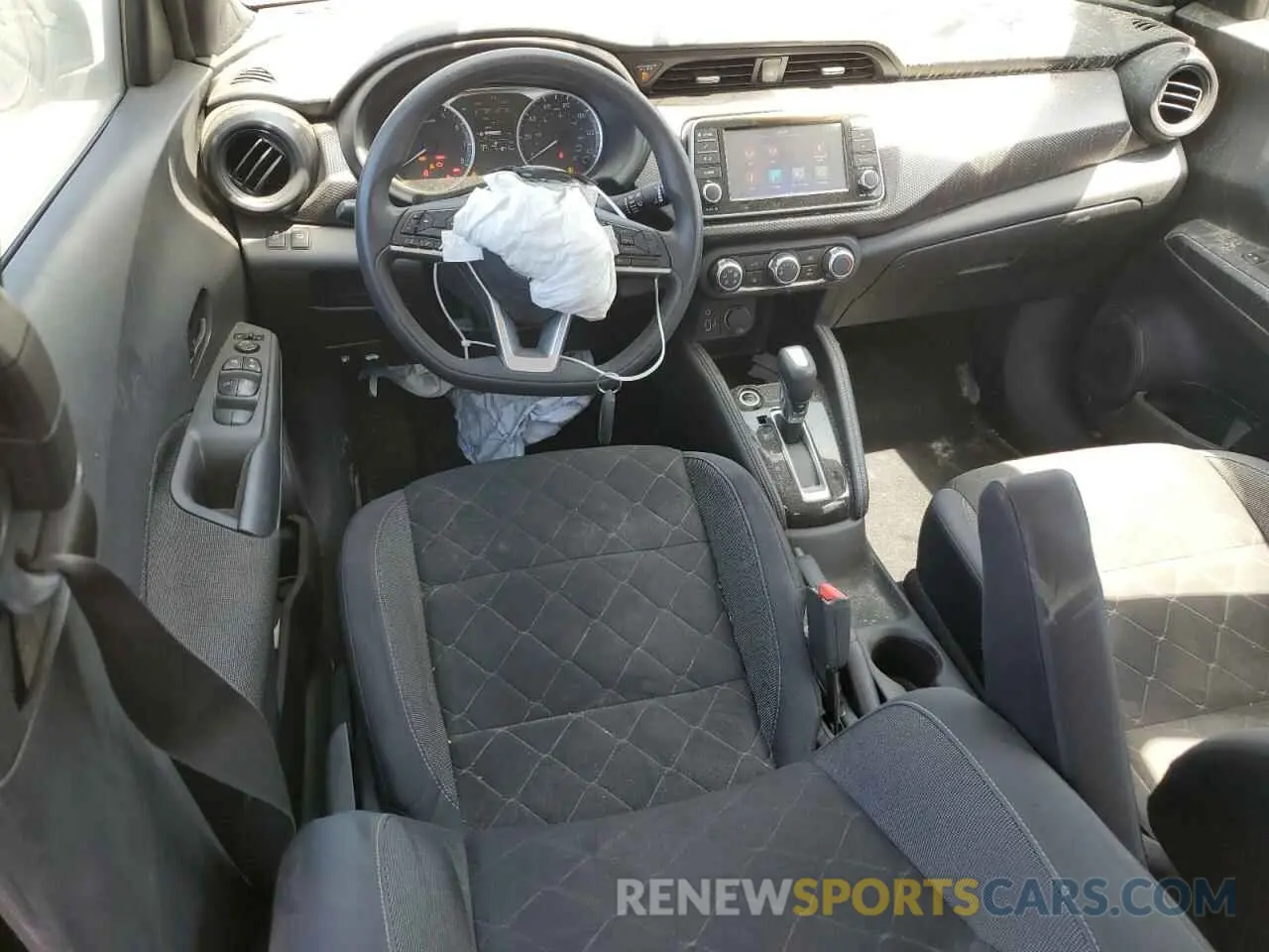 8 Фотография поврежденного автомобиля 3N1CP5CU1KL493927 NISSAN KICKS 2019