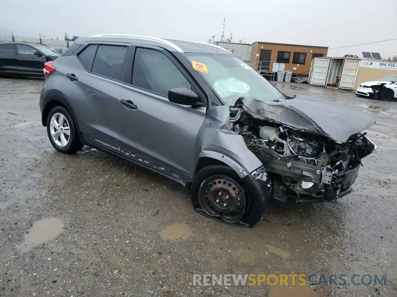 4 Photograph of a damaged car 3N1CP5CU1KL516428 NISSAN KICKS 2019