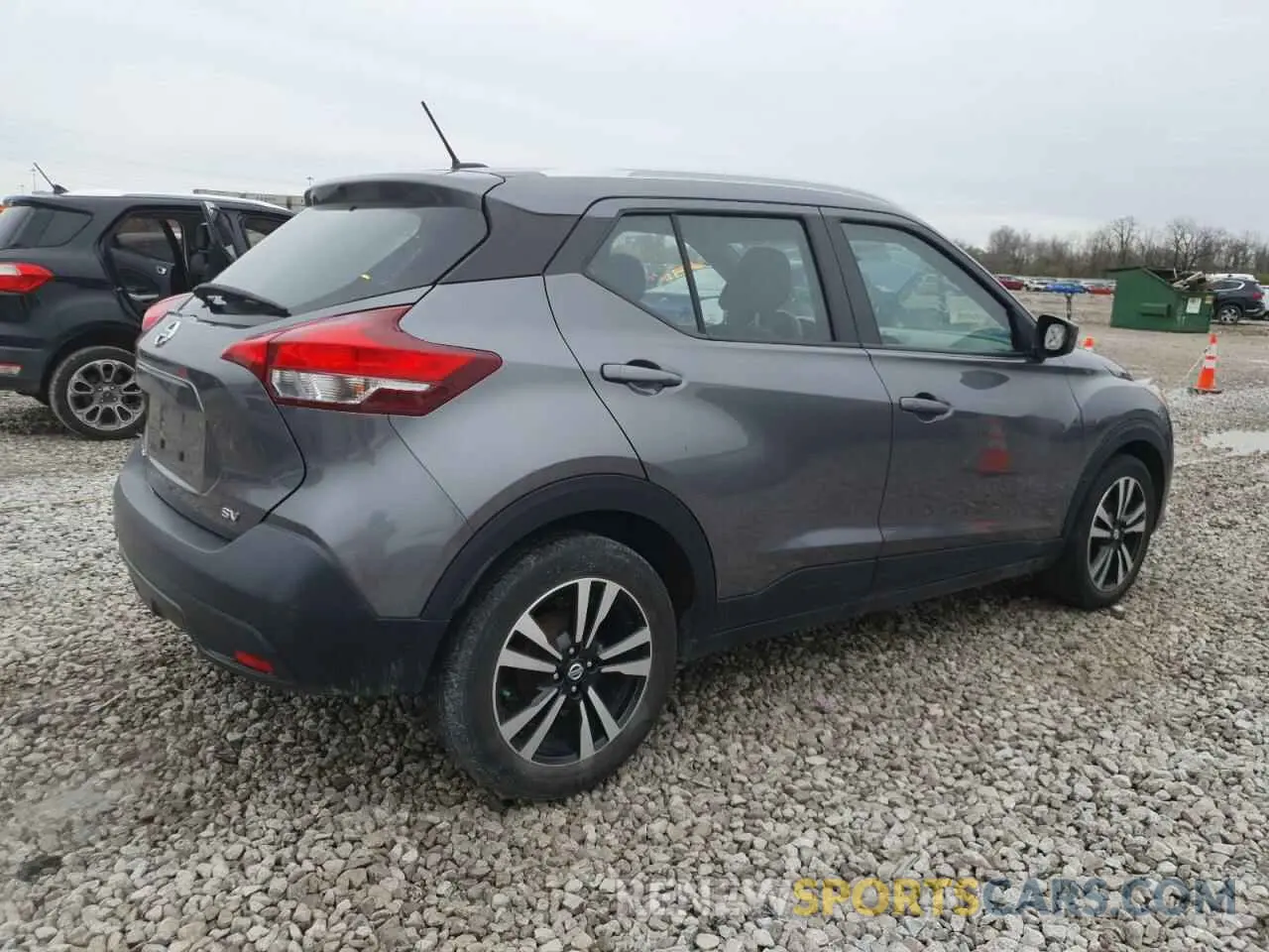 3 Photograph of a damaged car 3N1CP5CU1KL530457 NISSAN KICKS 2019