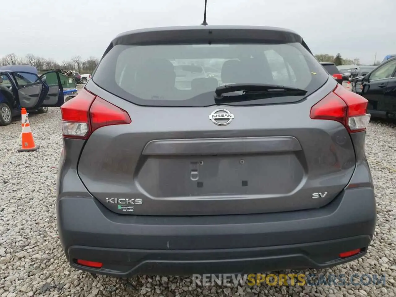 6 Photograph of a damaged car 3N1CP5CU1KL530457 NISSAN KICKS 2019