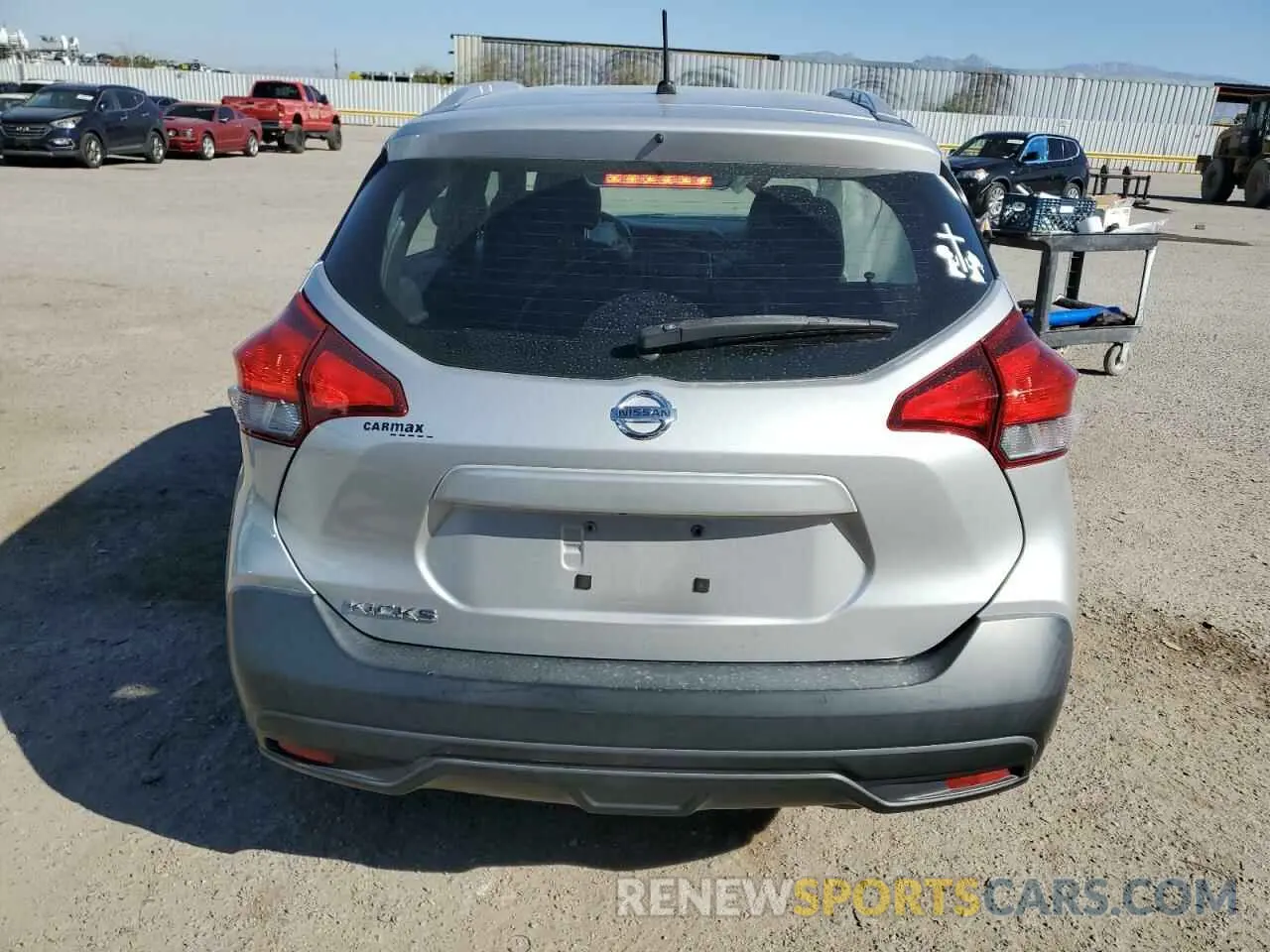 6 Photograph of a damaged car 3N1CP5CU1KL539921 NISSAN KICKS 2019