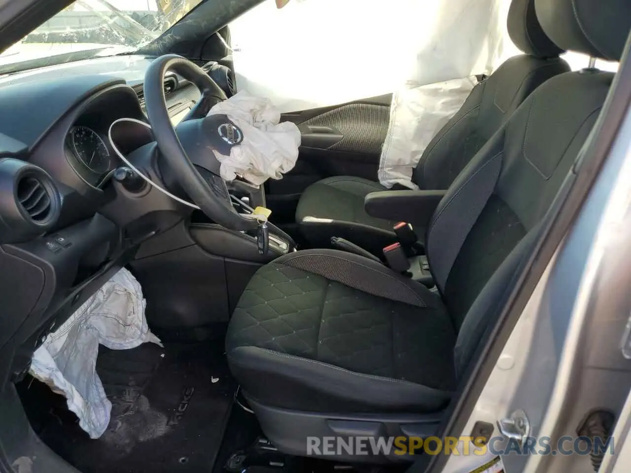 7 Photograph of a damaged car 3N1CP5CU1KL539921 NISSAN KICKS 2019