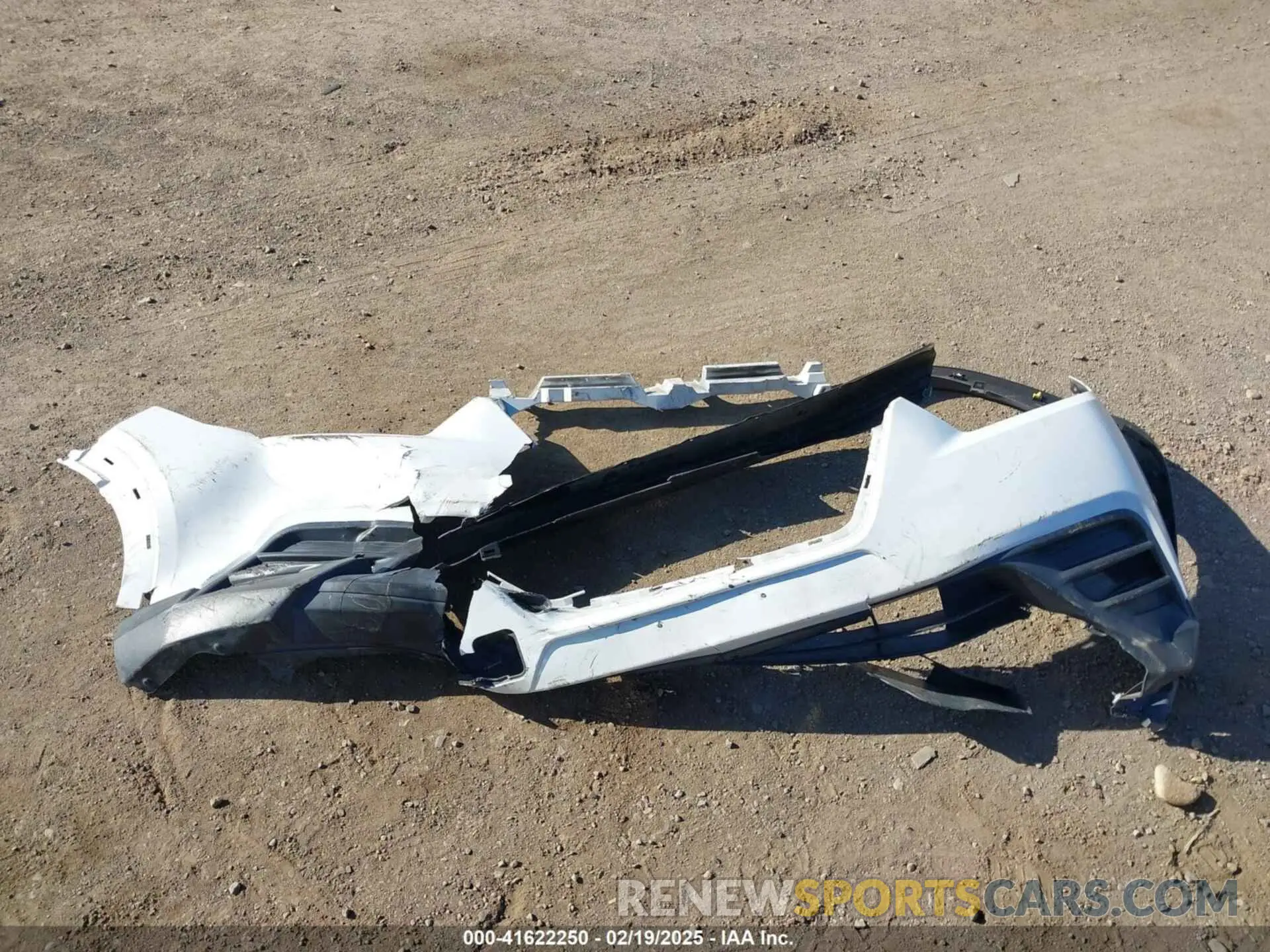 12 Photograph of a damaged car 3N1CP5CU1KL543001 NISSAN KICKS 2019