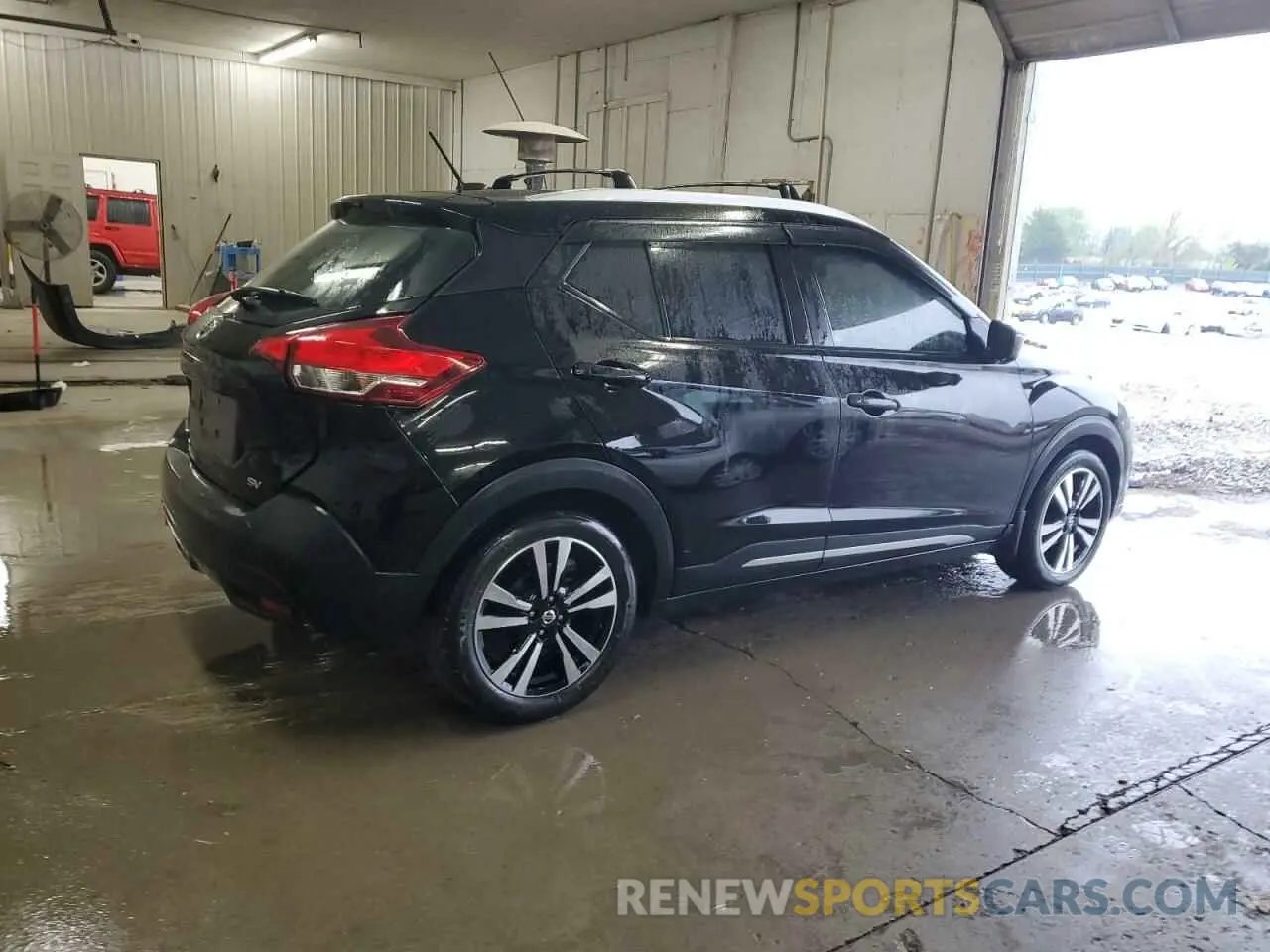 3 Photograph of a damaged car 3N1CP5CU1KL562339 NISSAN KICKS 2019