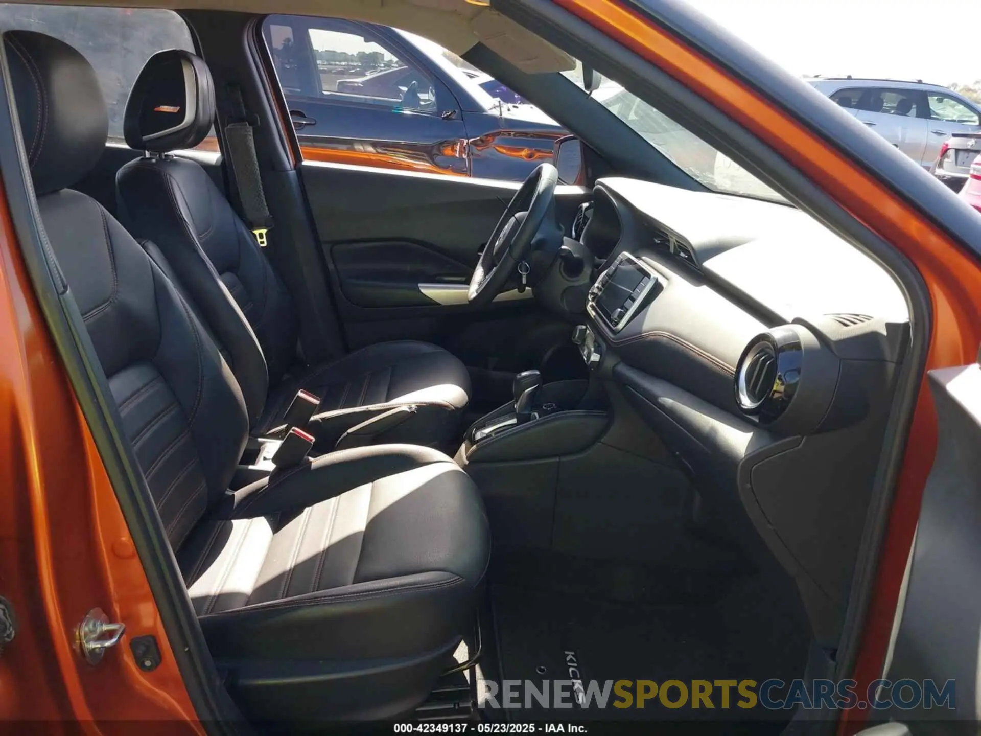 5 Photograph of a damaged car 3N1CP5CU1KL567444 NISSAN KICKS 2019
