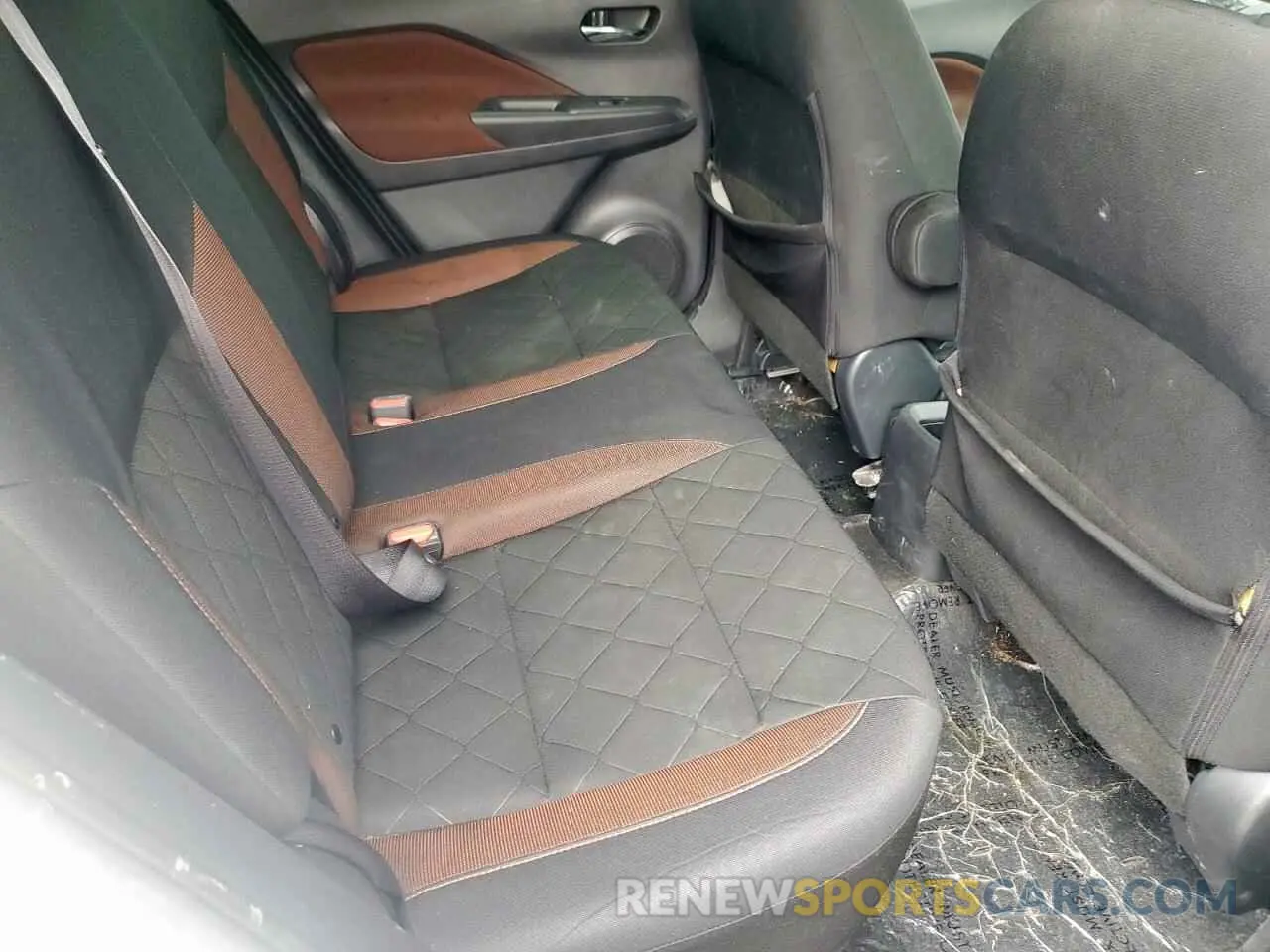 11 Photograph of a damaged car 3N1CP5CU2KL528880 NISSAN KICKS 2019