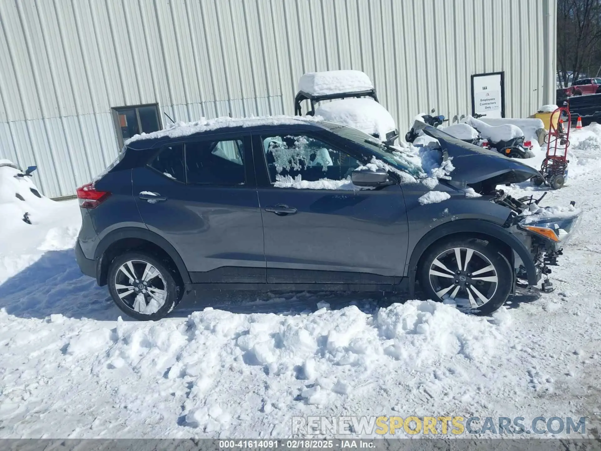 13 Фотография поврежденного автомобиля 3N1CP5CU3KL544005 NISSAN KICKS 2019