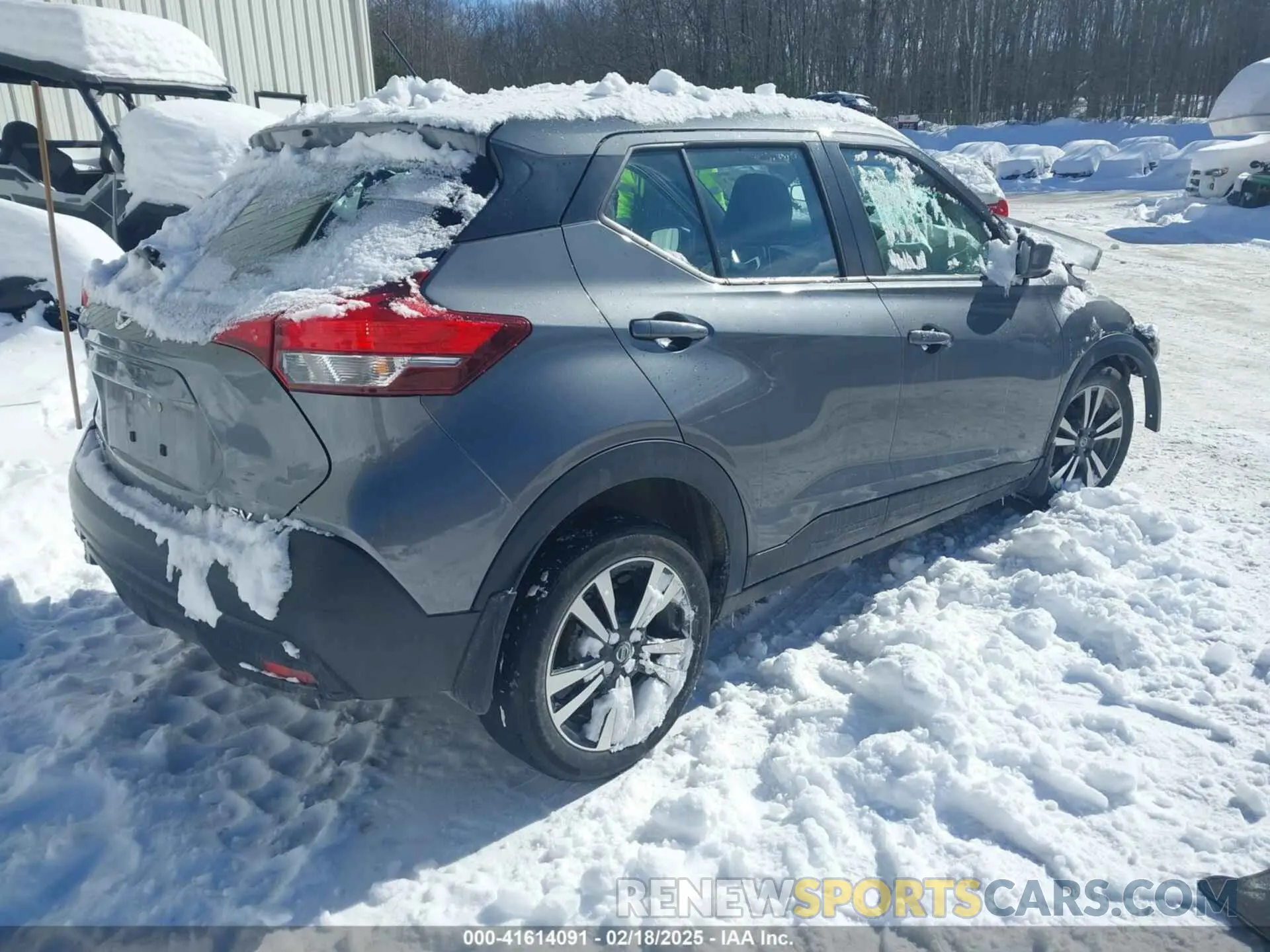 4 Фотография поврежденного автомобиля 3N1CP5CU3KL544005 NISSAN KICKS 2019