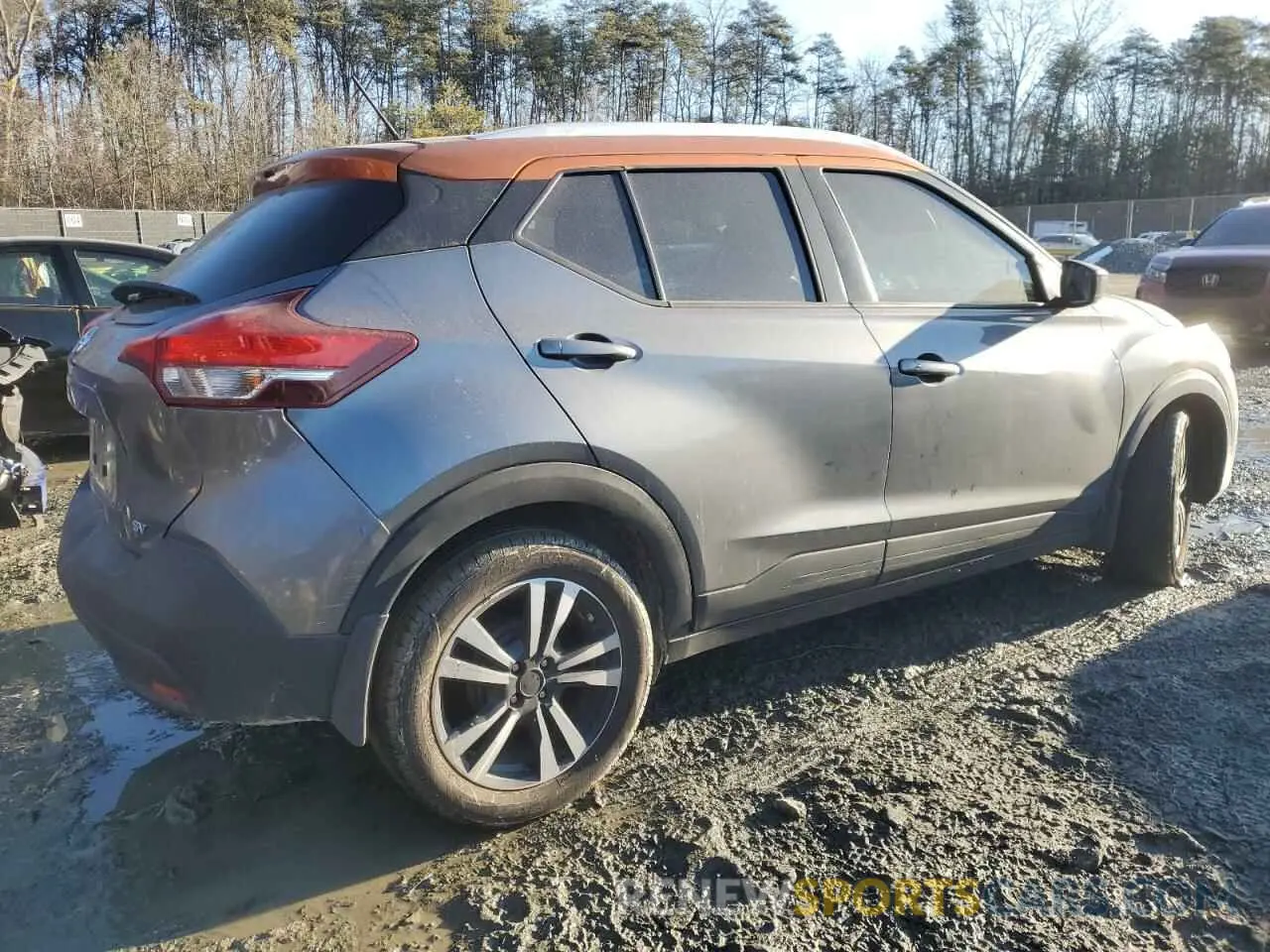 3 Фотография поврежденного автомобиля 3N1CP5CU3KL563752 NISSAN KICKS 2019