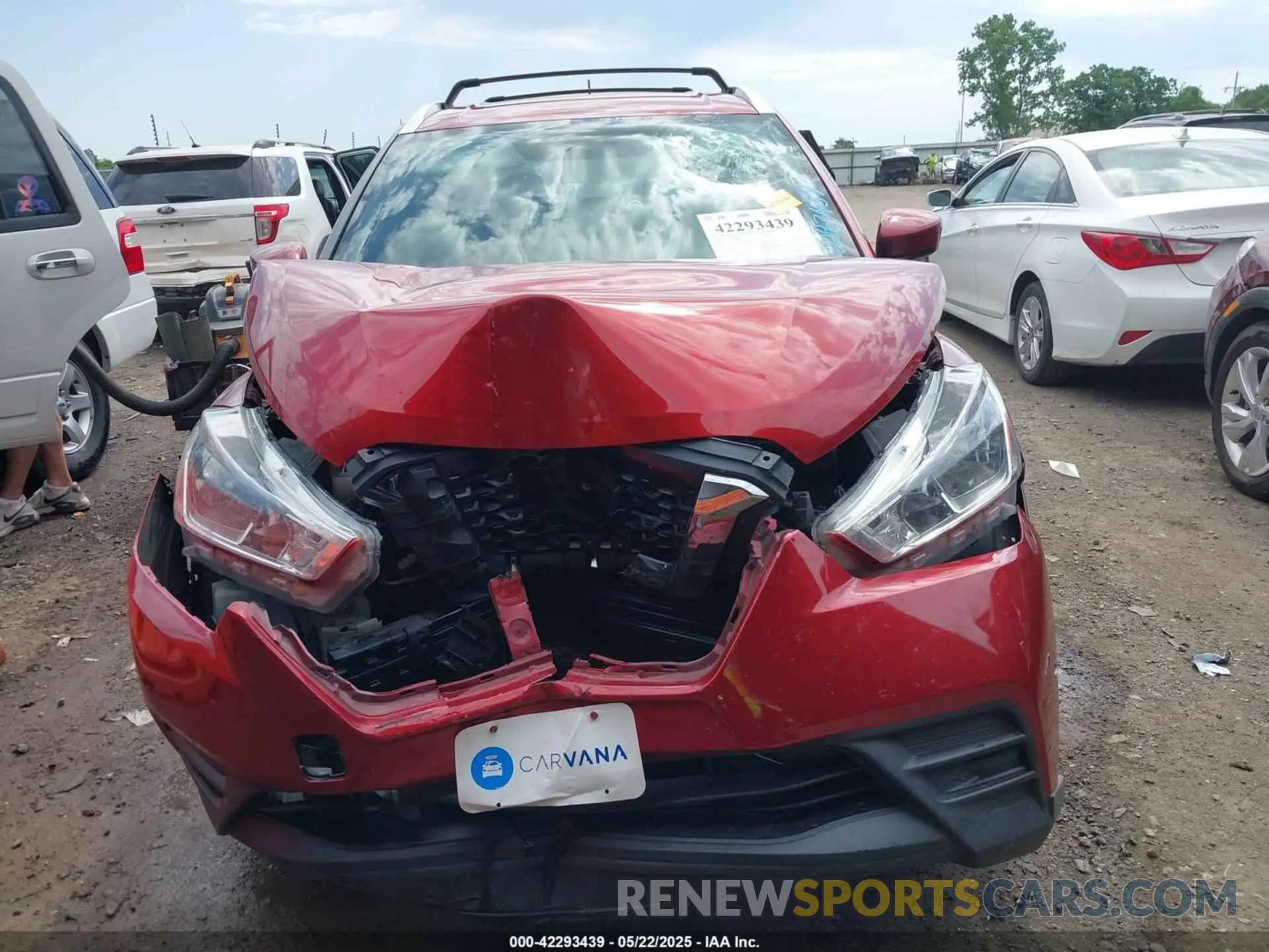 13 Фотография поврежденного автомобиля 3N1CP5CU3KL564447 NISSAN KICKS 2019