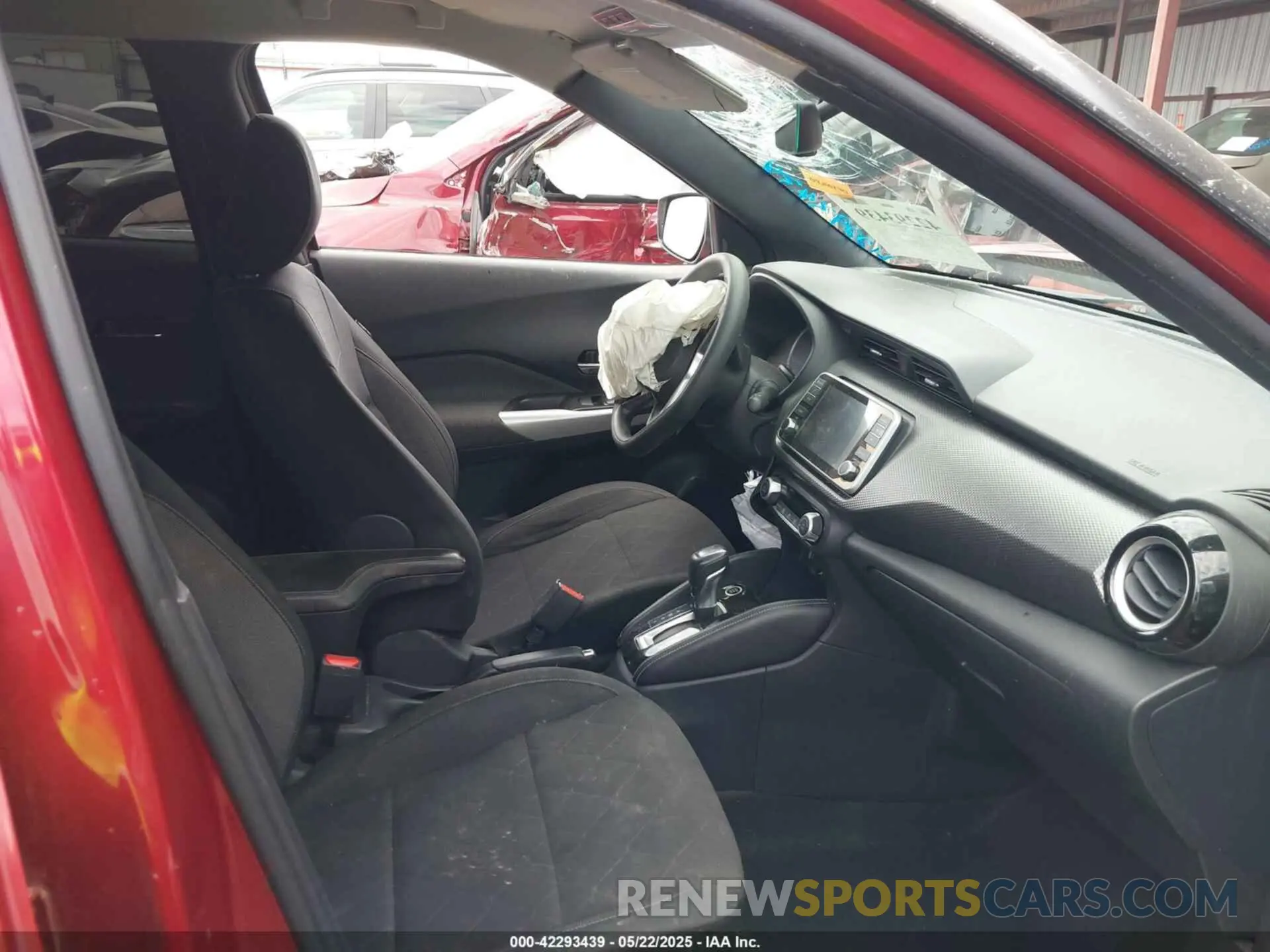 5 Фотография поврежденного автомобиля 3N1CP5CU3KL564447 NISSAN KICKS 2019