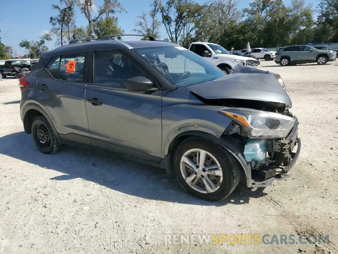 4 Фотография поврежденного автомобиля 3N1CP5CU4KL492996 NISSAN KICKS 2019