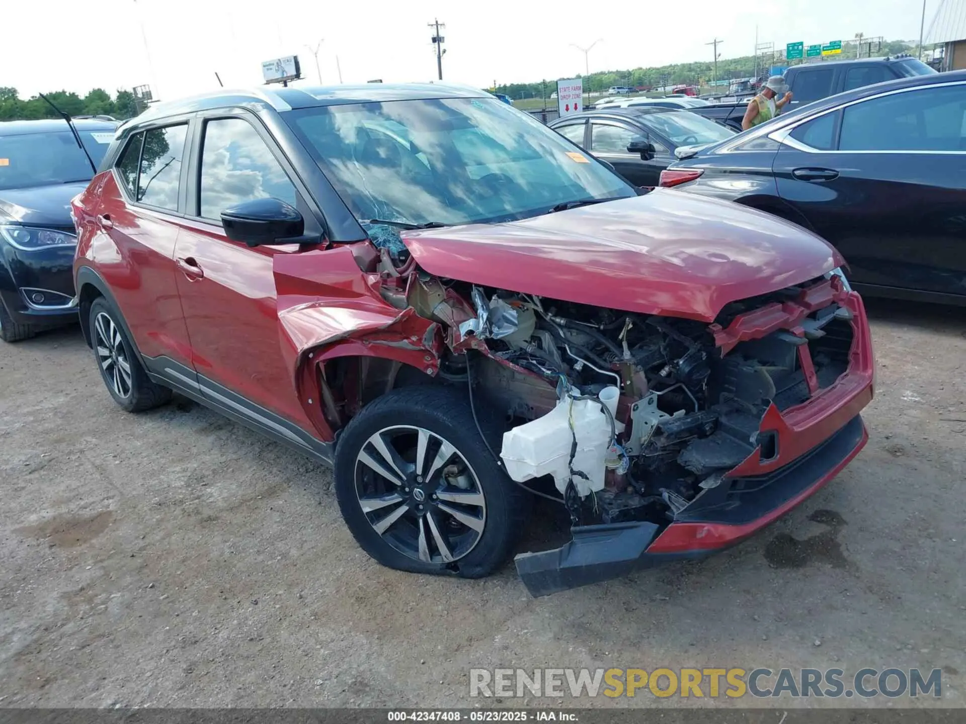 1 Фотография поврежденного автомобиля 3N1CP5CU4KL517640 NISSAN KICKS 2019