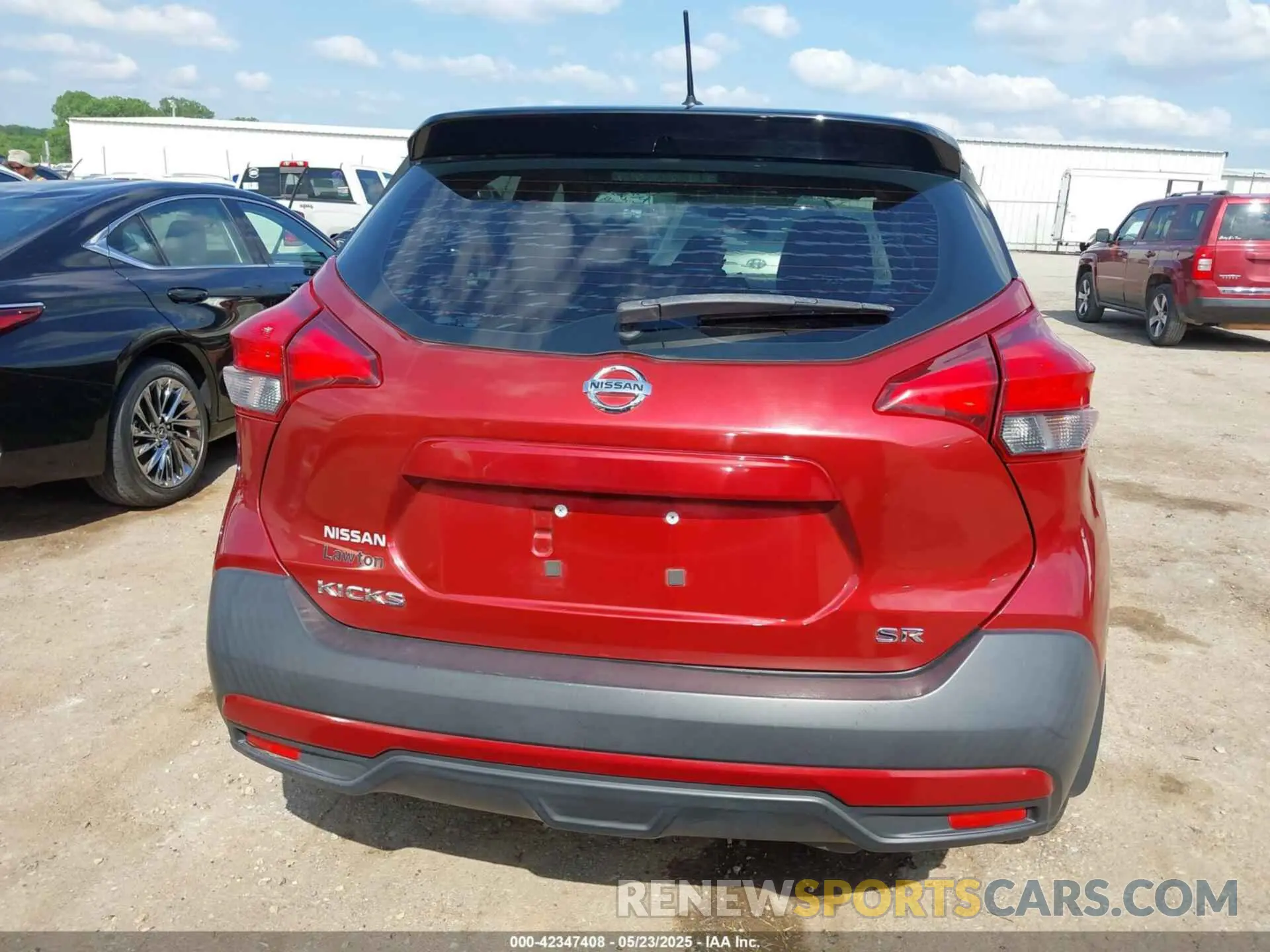 17 Фотография поврежденного автомобиля 3N1CP5CU4KL517640 NISSAN KICKS 2019