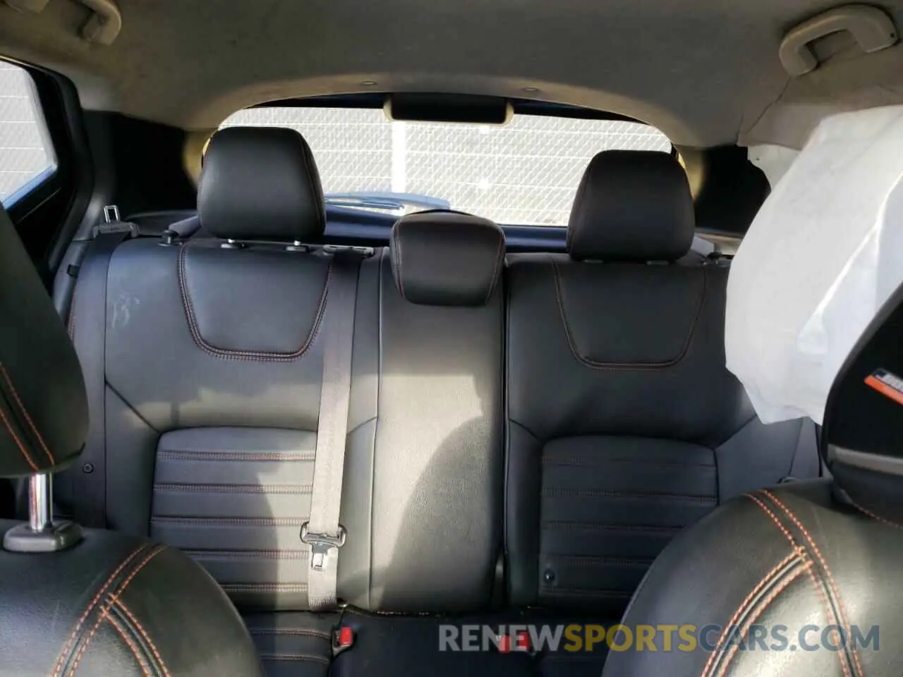 10 Photograph of a damaged car 3N1CP5CU4KL530419 NISSAN KICKS 2019