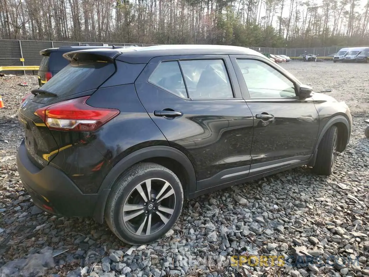3 Photograph of a damaged car 3N1CP5CU4KL530419 NISSAN KICKS 2019