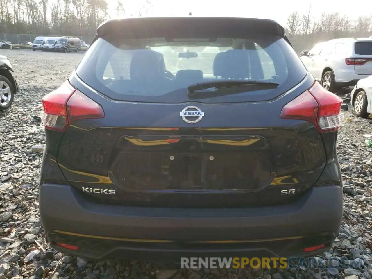 6 Photograph of a damaged car 3N1CP5CU4KL530419 NISSAN KICKS 2019