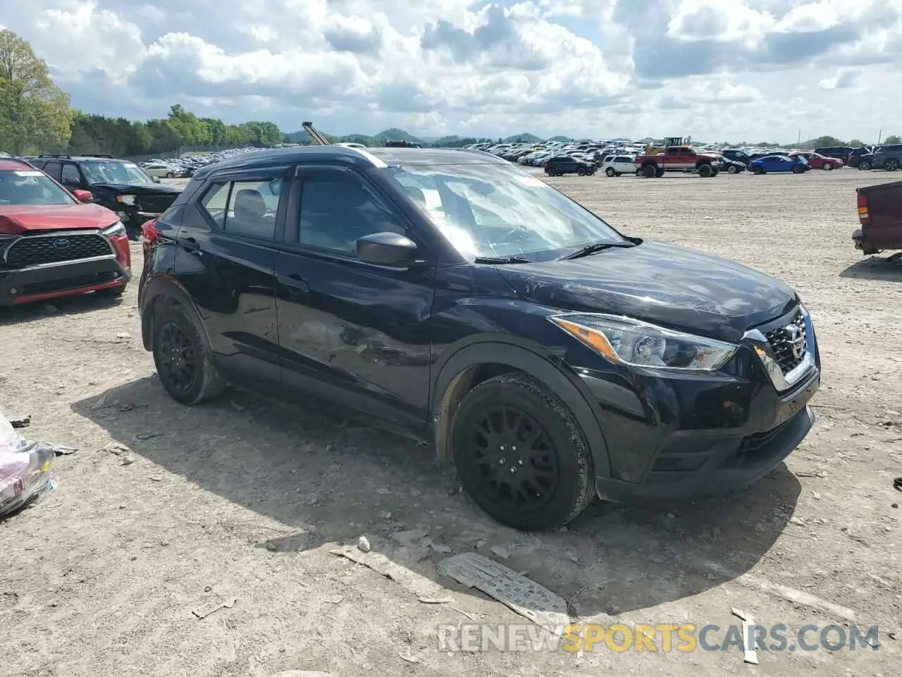 4 Photograph of a damaged car 3N1CP5CU5KL506016 NISSAN KICKS 2019