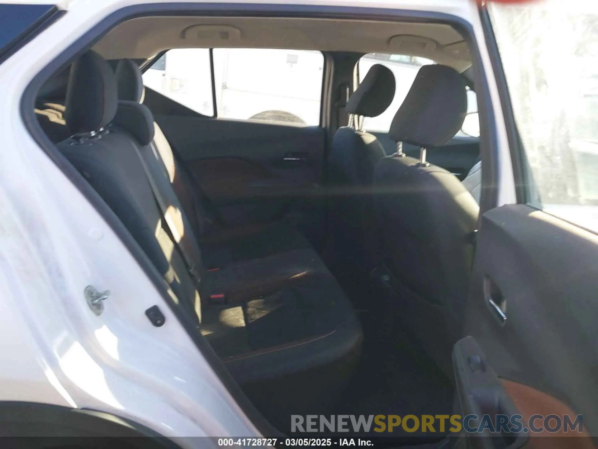 8 Фотография поврежденного автомобиля 3N1CP5CU5KL509370 NISSAN KICKS 2019