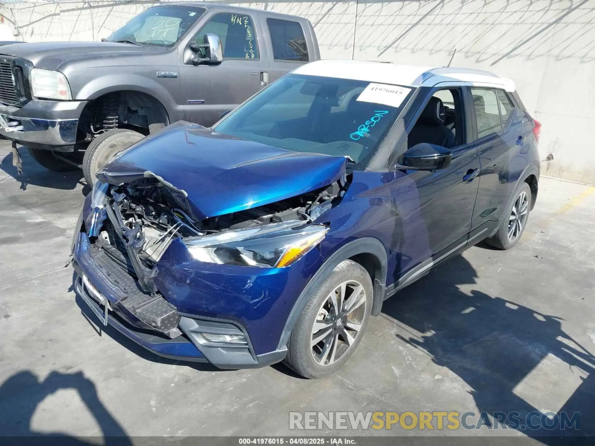 2 Photograph of a damaged car 3N1CP5CU5KL517856 NISSAN KICKS 2019
