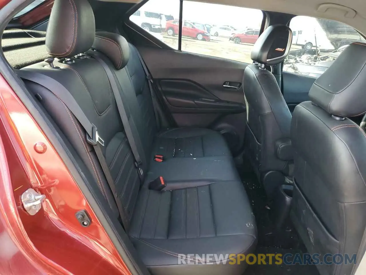 10 Фотография поврежденного автомобиля 3N1CP5CU5KL526881 NISSAN KICKS 2019