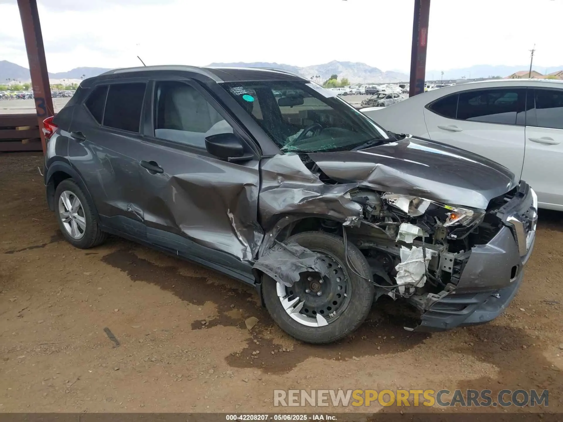 1 Photograph of a damaged car 3N1CP5CU6KL496631 NISSAN KICKS 2019