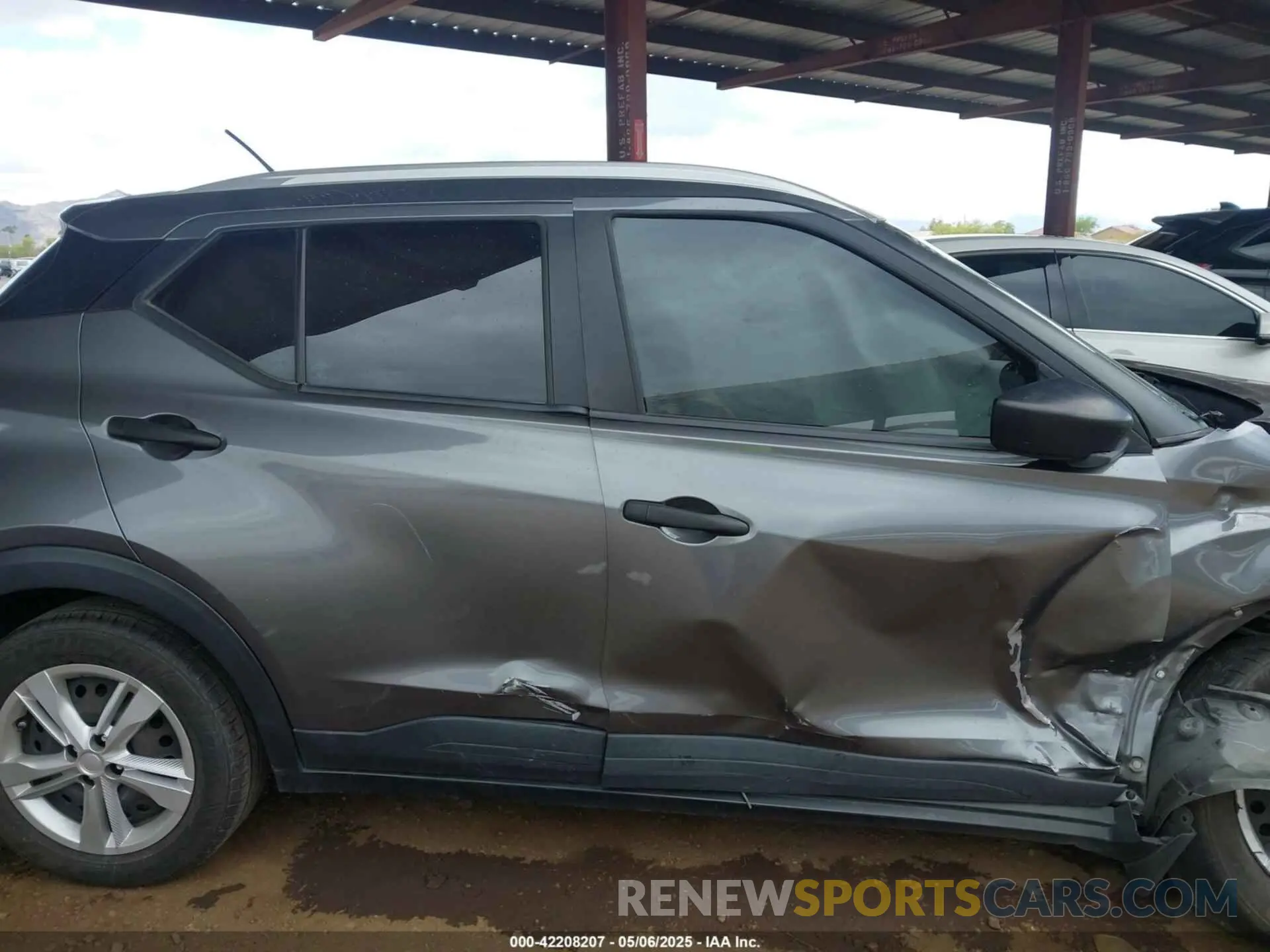 13 Photograph of a damaged car 3N1CP5CU6KL496631 NISSAN KICKS 2019