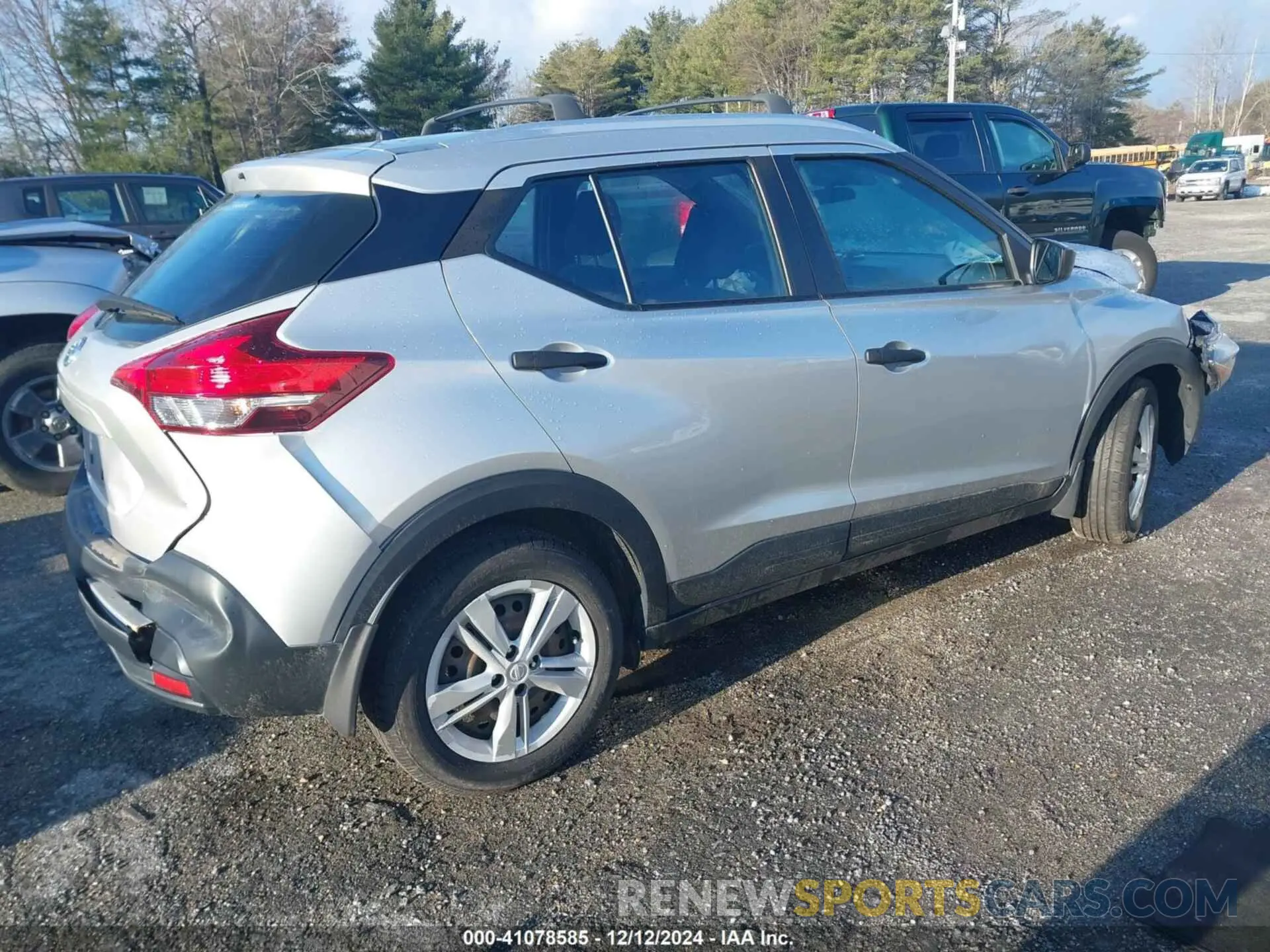 4 Фотография поврежденного автомобиля 3N1CP5CU6KL501004 NISSAN KICKS 2019