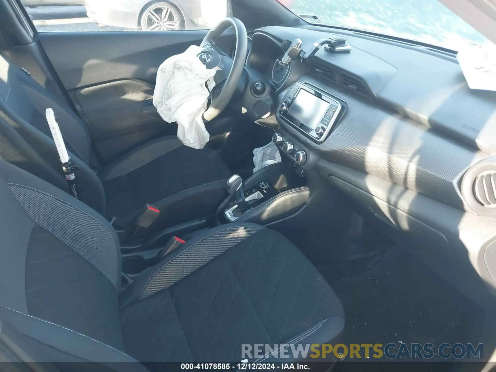 5 Фотография поврежденного автомобиля 3N1CP5CU6KL501004 NISSAN KICKS 2019