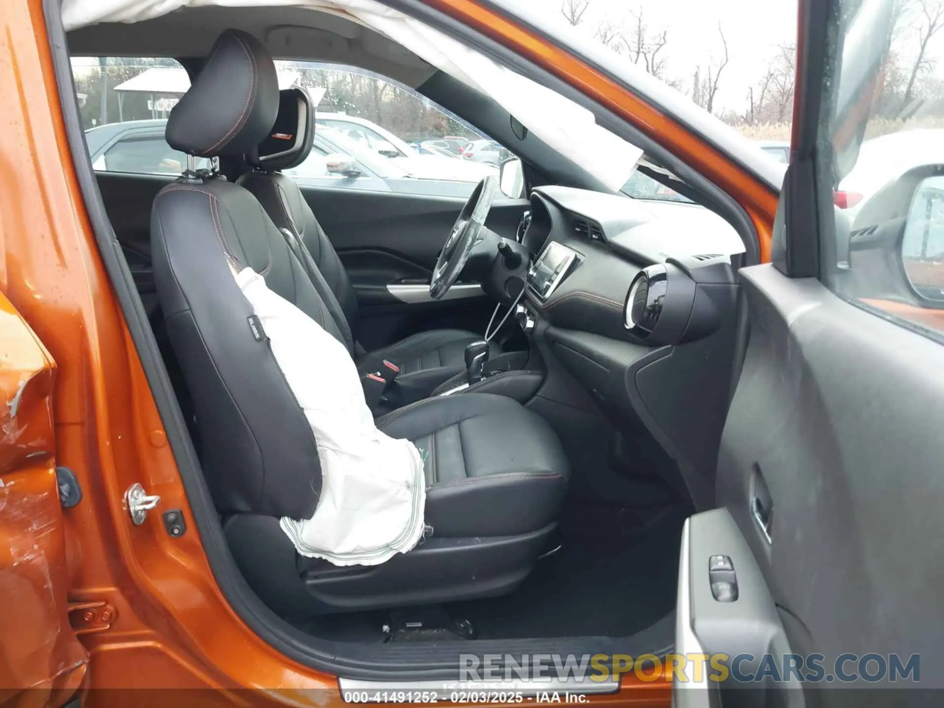 5 Фотография поврежденного автомобиля 3N1CP5CU6KL559887 NISSAN KICKS 2019