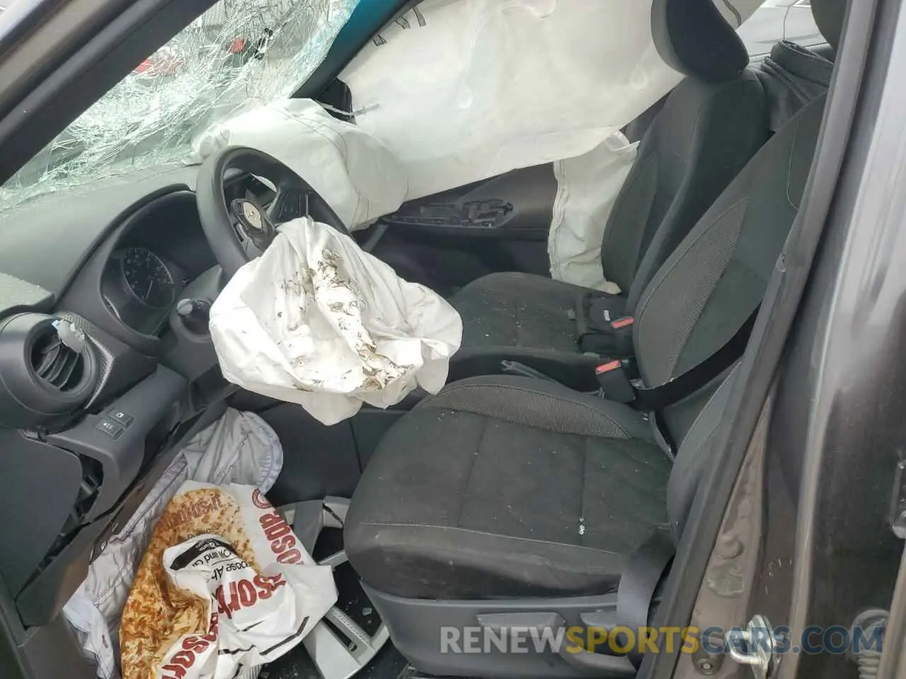 7 Photograph of a damaged car 3N1CP5CU7KL489087 NISSAN KICKS 2019