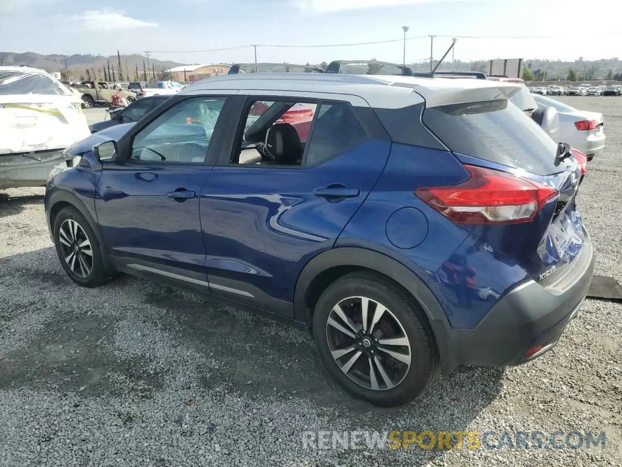 2 Фотография поврежденного автомобиля 3N1CP5CU7KL517566 NISSAN KICKS 2019