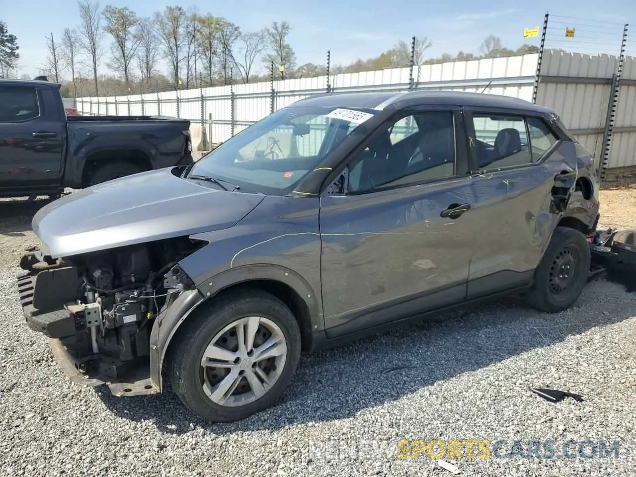 1 Photograph of a damaged car 3N1CP5CU7KL528924 NISSAN KICKS 2019